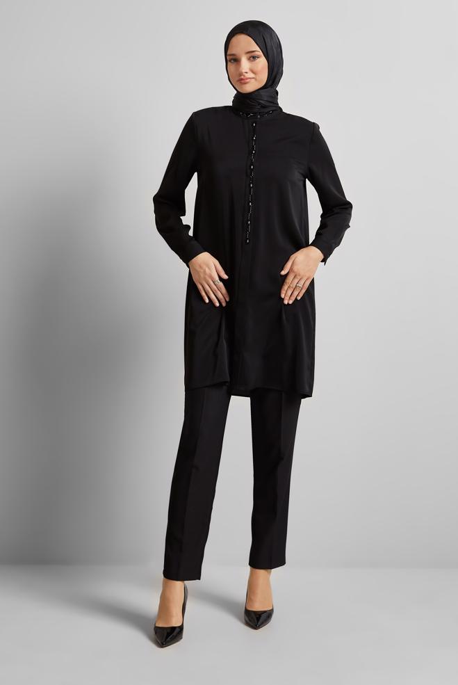 Hijab-Kleidung SCHWARZ TUNIKA MIT EDELSTEINDETAILS 45619 - ALVİNA