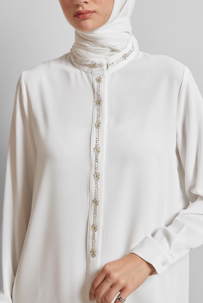 Hijab-Kleidung WEISS TUNIKA MIT EDELSTEINDETAILS 45619 - ALVİNA