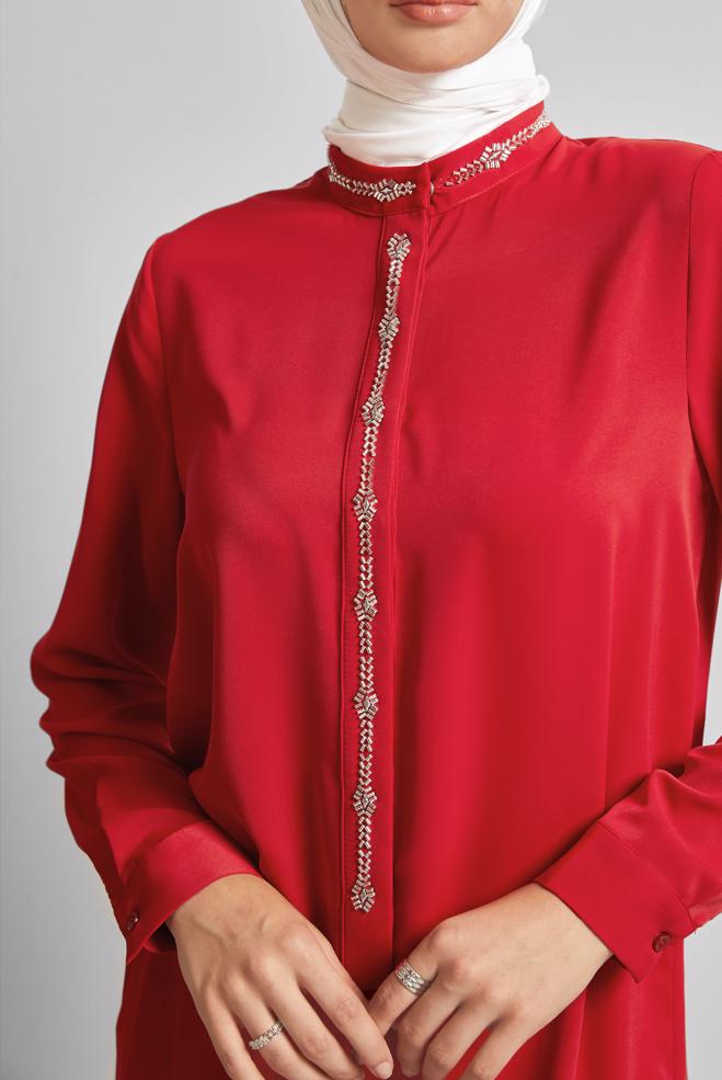 Hijab-Kleidung ROT TUNIKA MIT EDELSTEINDETAILS 45619 - ALVİNA
