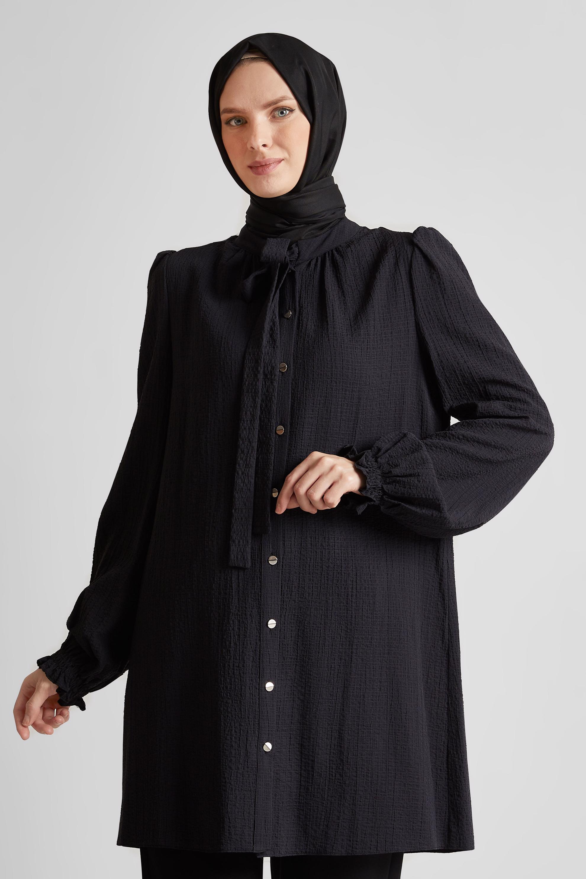 Tesettür giyim SİYAH YAKASI BAĞLAMALI TUNİK 45625
