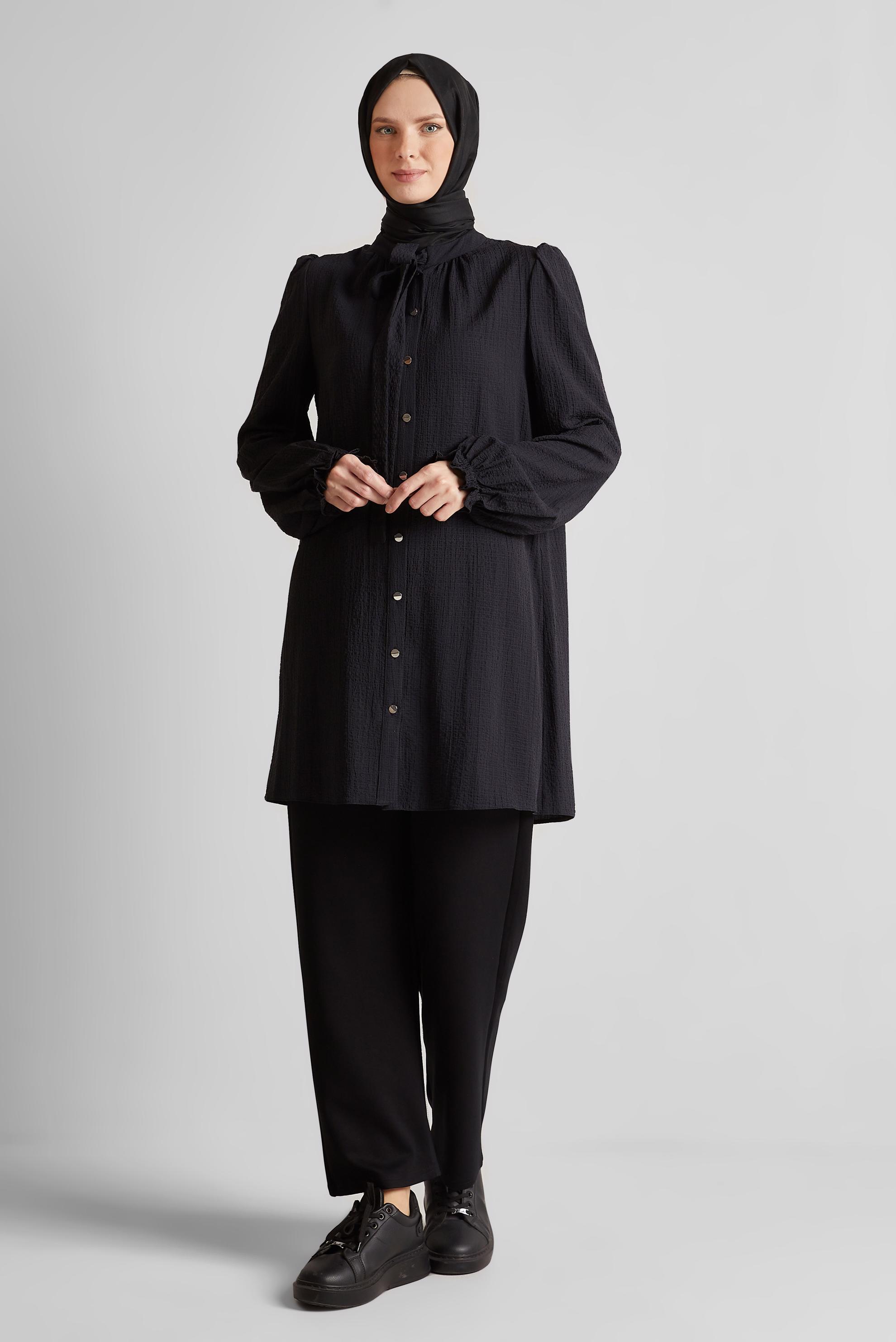 Tesettür giyim SİYAH YAKASI BAĞLAMALI TUNİK 45625