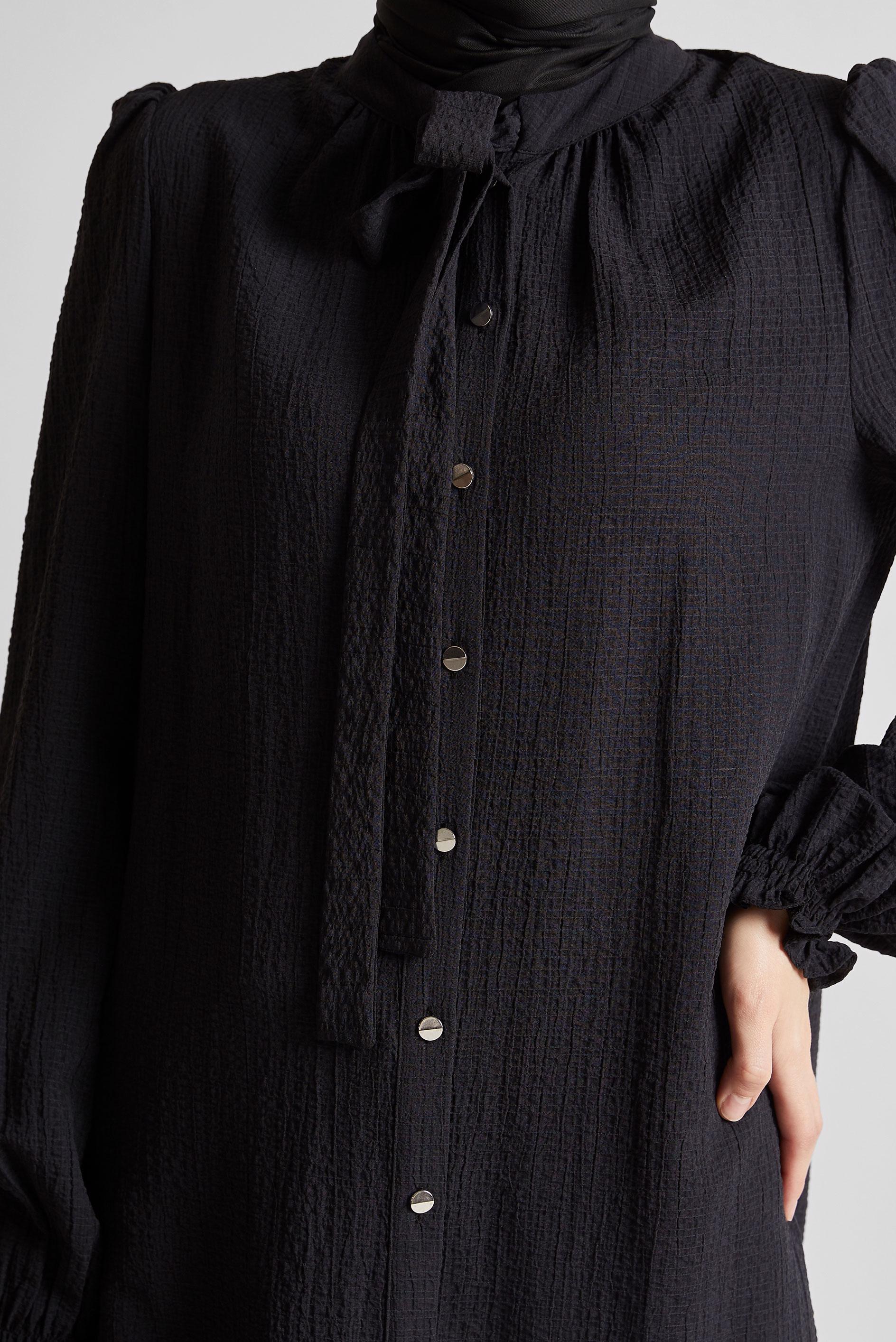 Tesettür giyim SİYAH YAKASI BAĞLAMALI TUNİK 45625