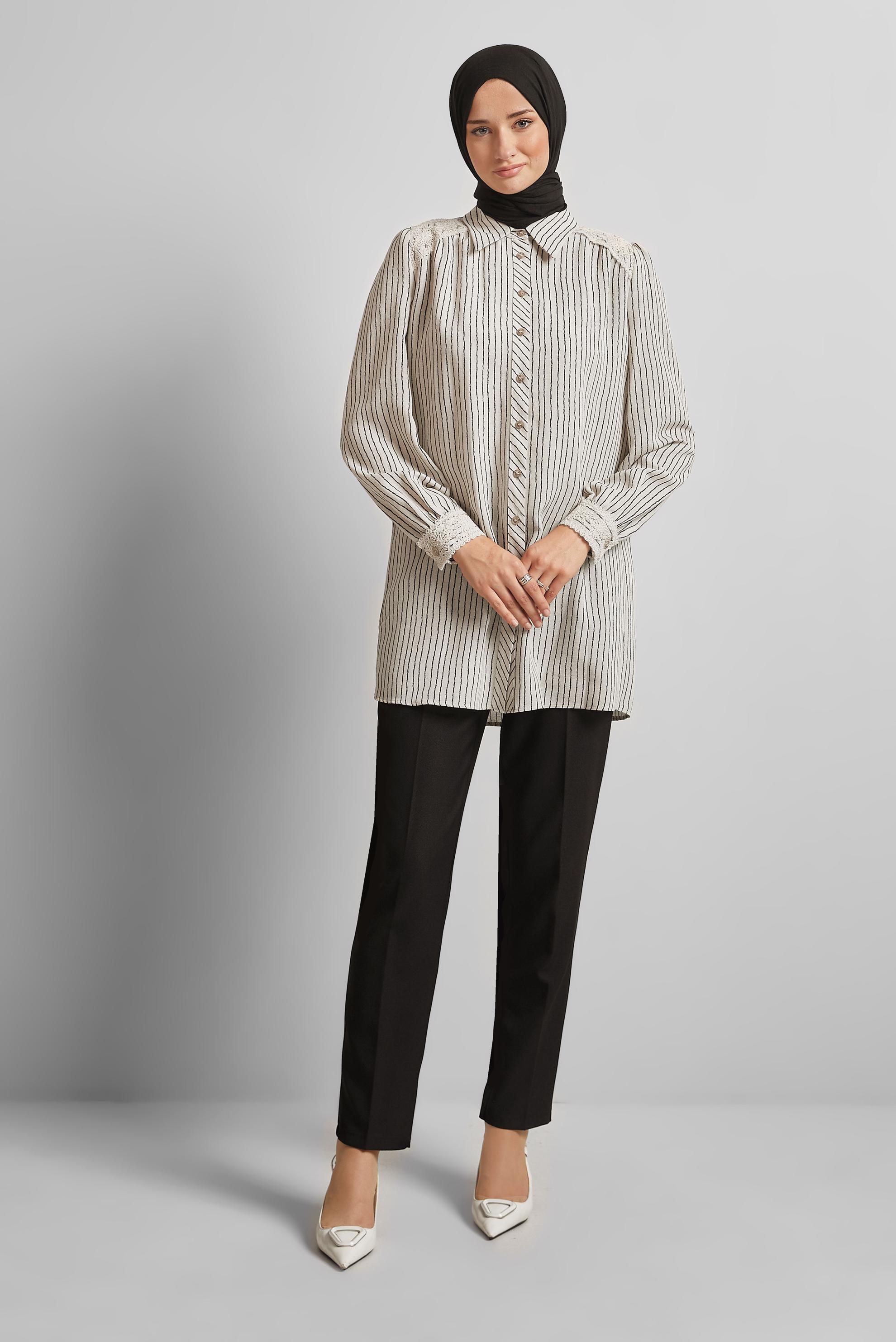 Tesettür giyim SİYAH ÇİZGİLİ KETEN TUNİK 45657