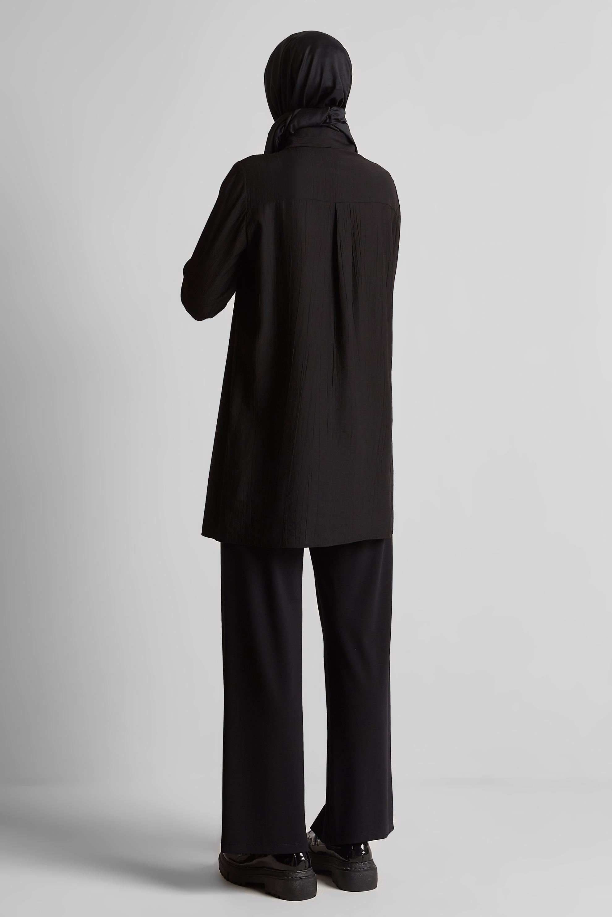 Tesettür giyim SİYAH NAKIŞ DETAYLI TUNİK 45672