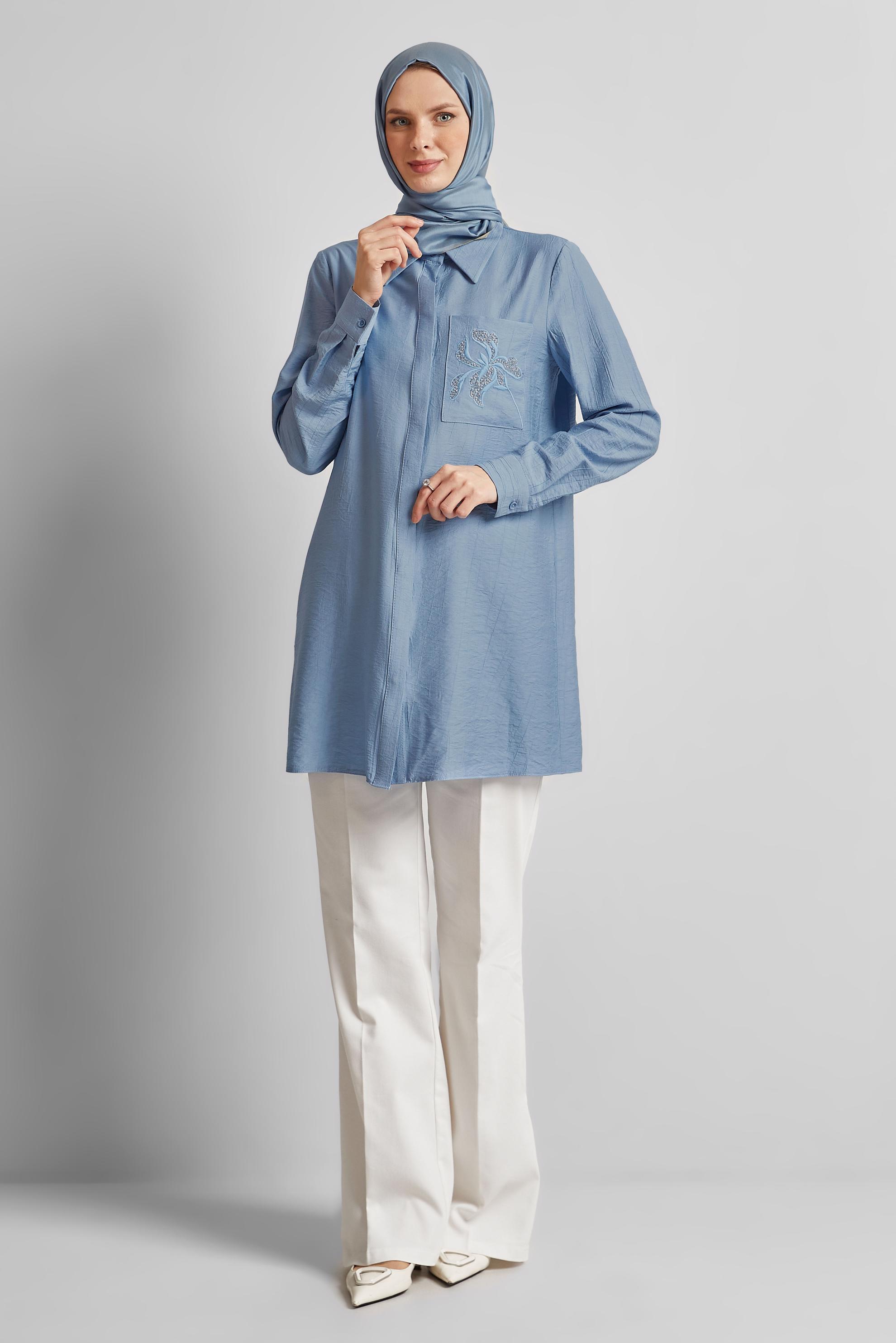 Tesettür giyim MAVİ NAKIŞ DETAYLI TUNİK 45672