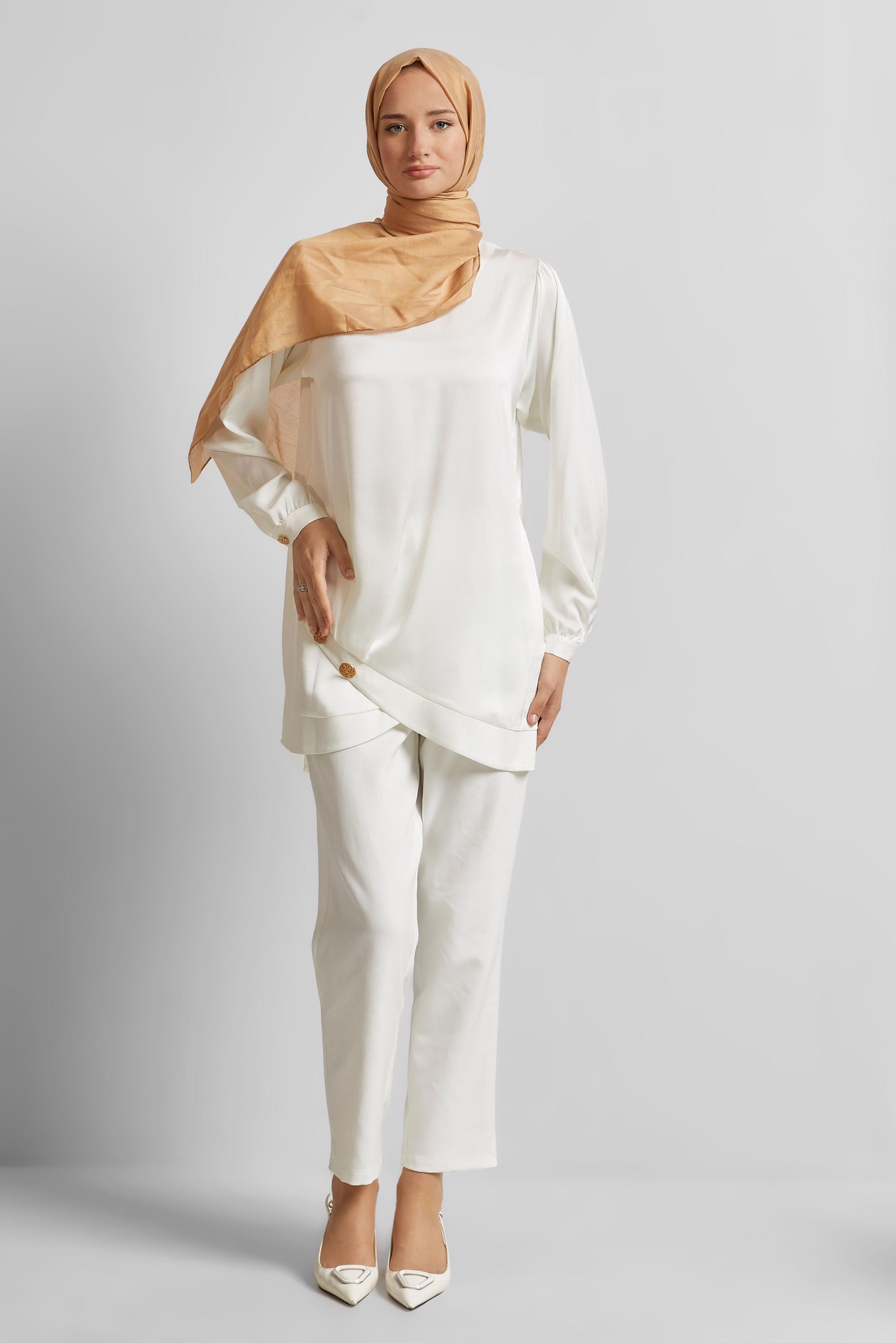 Tesettür giyim BEYAZ ASİMETRİK KESİM TUNİK 45679