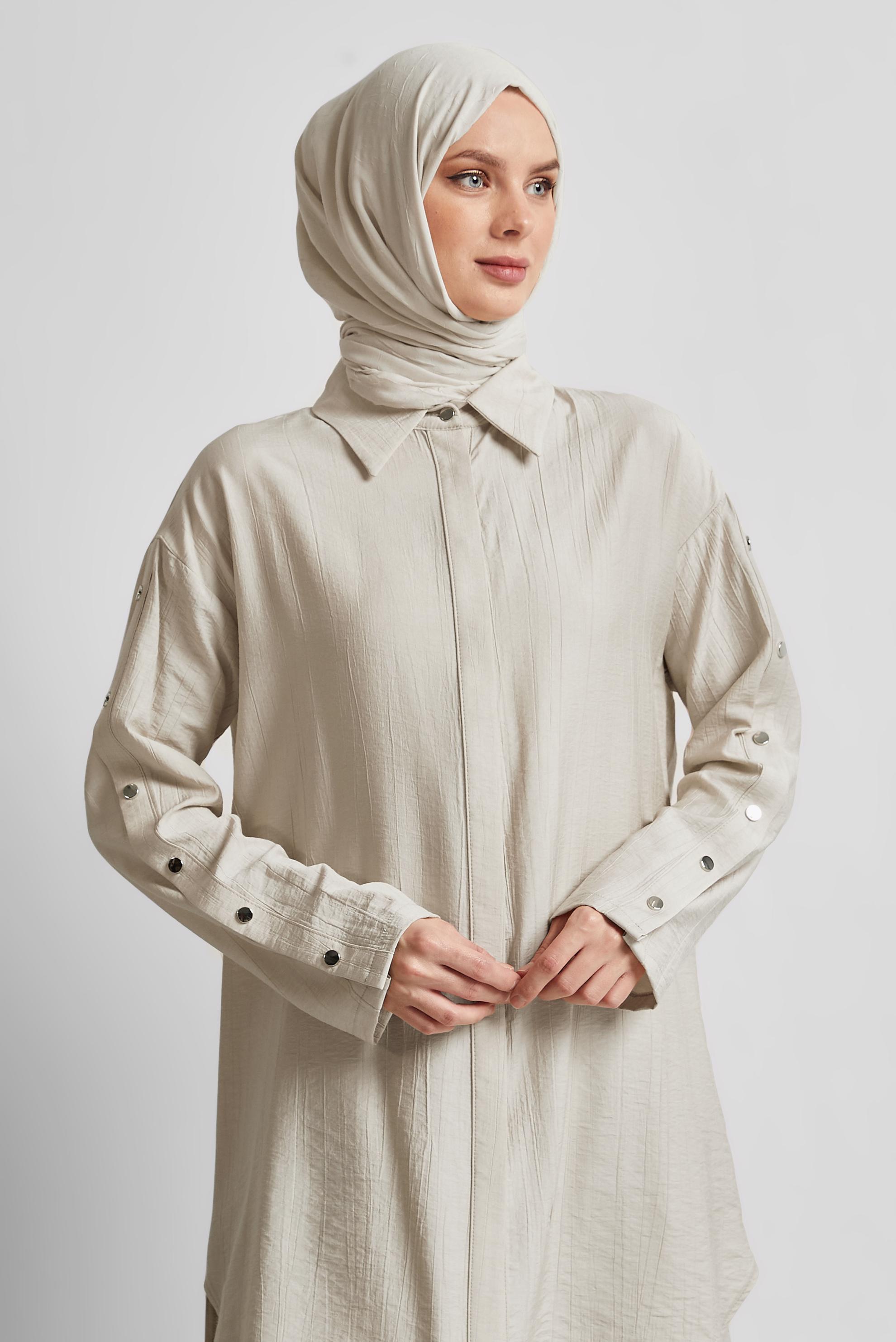 Tesettür giyim BEJ ÇITÇIT DETAYLI TUNİK 45681