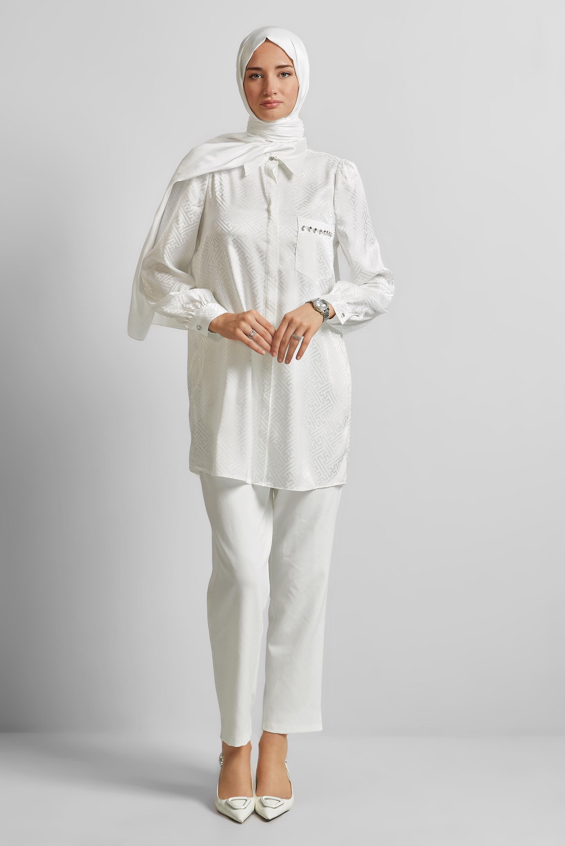 Tesettür giyim BEYAZ SATEN JAKAR TUNİK 45724