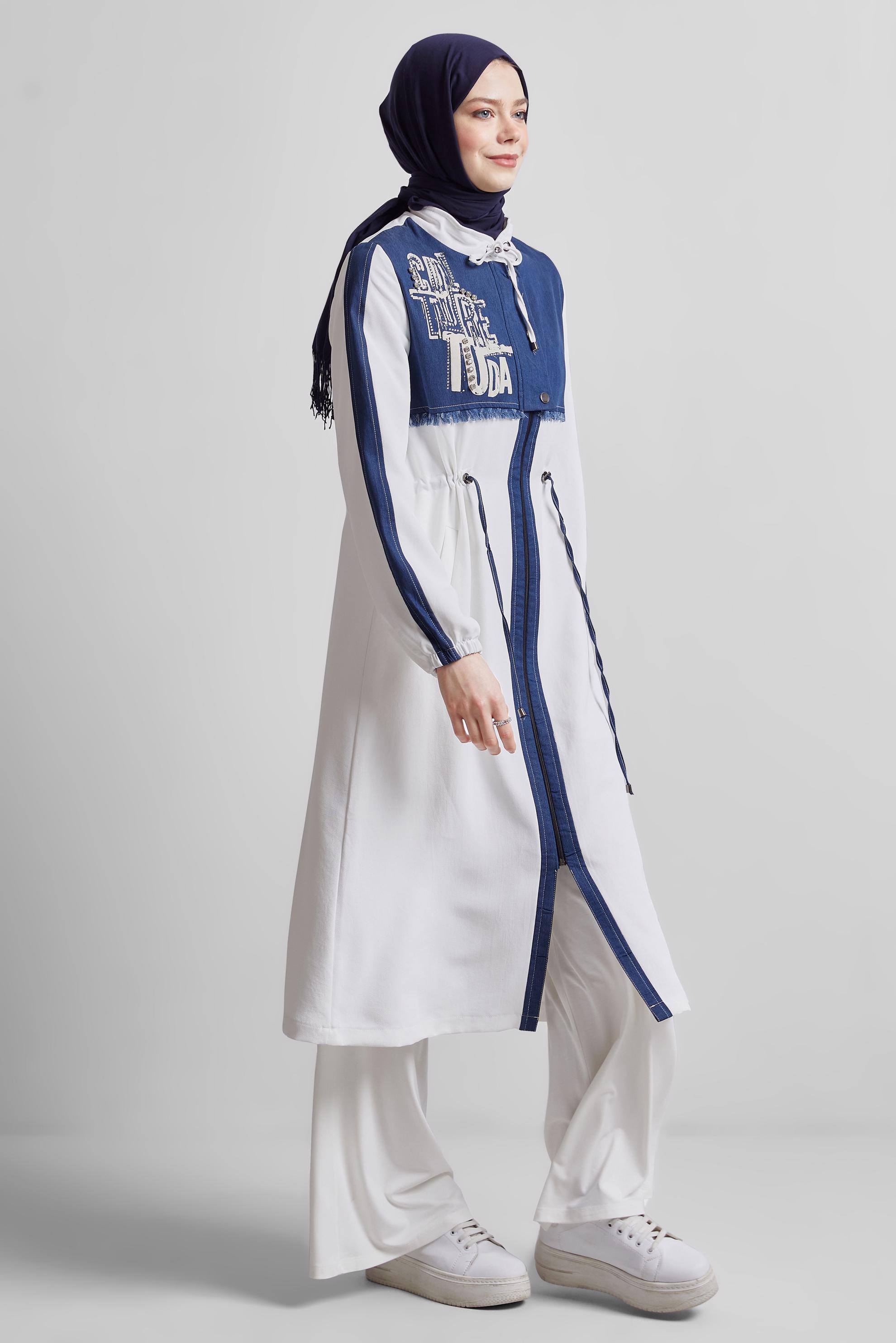 Hijab clothing BEIGE SLOGAN PRINTED TRENCH COAT 10878