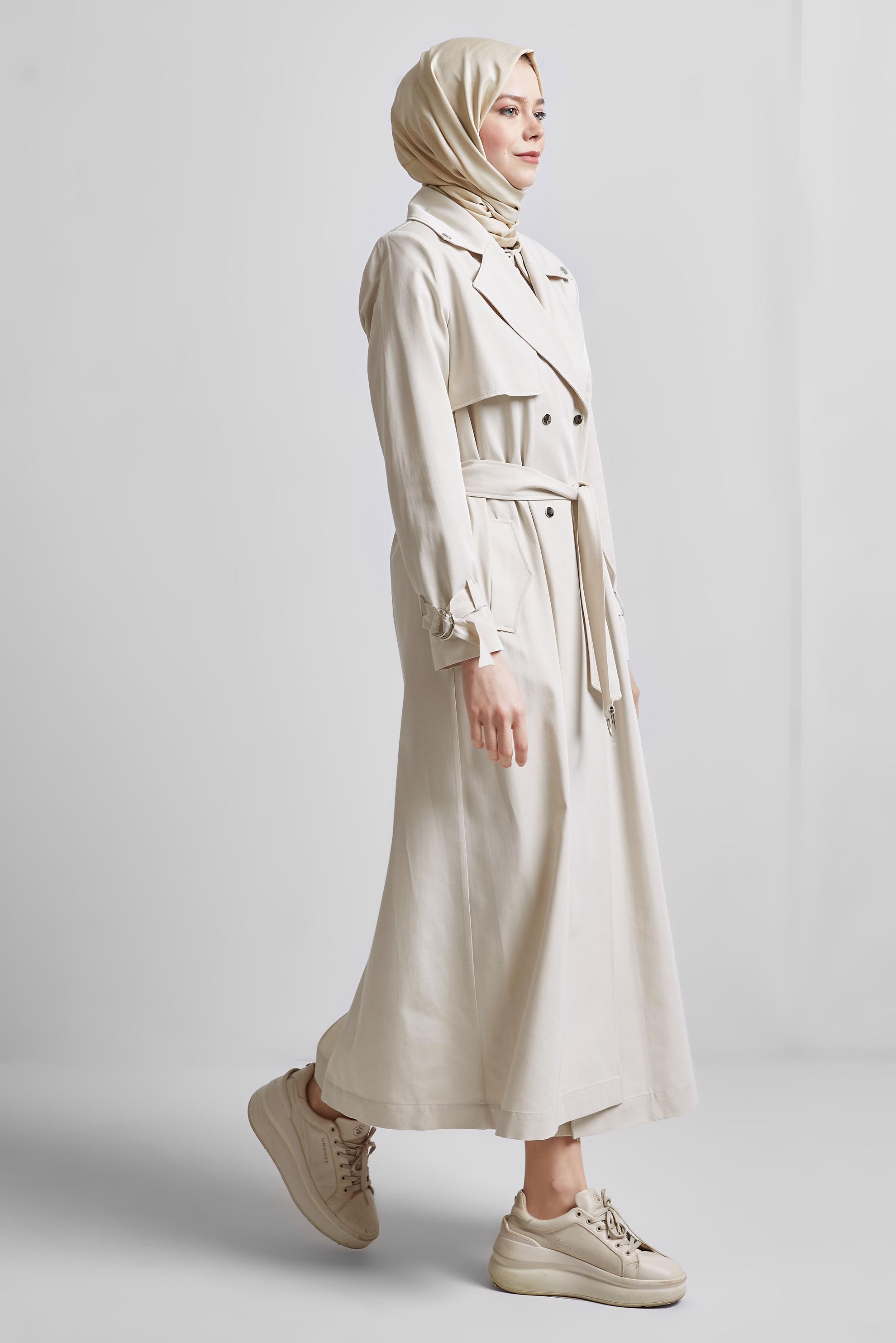 Tesettür giyim BEJ KUŞAKLI TRENÇKOT 10960