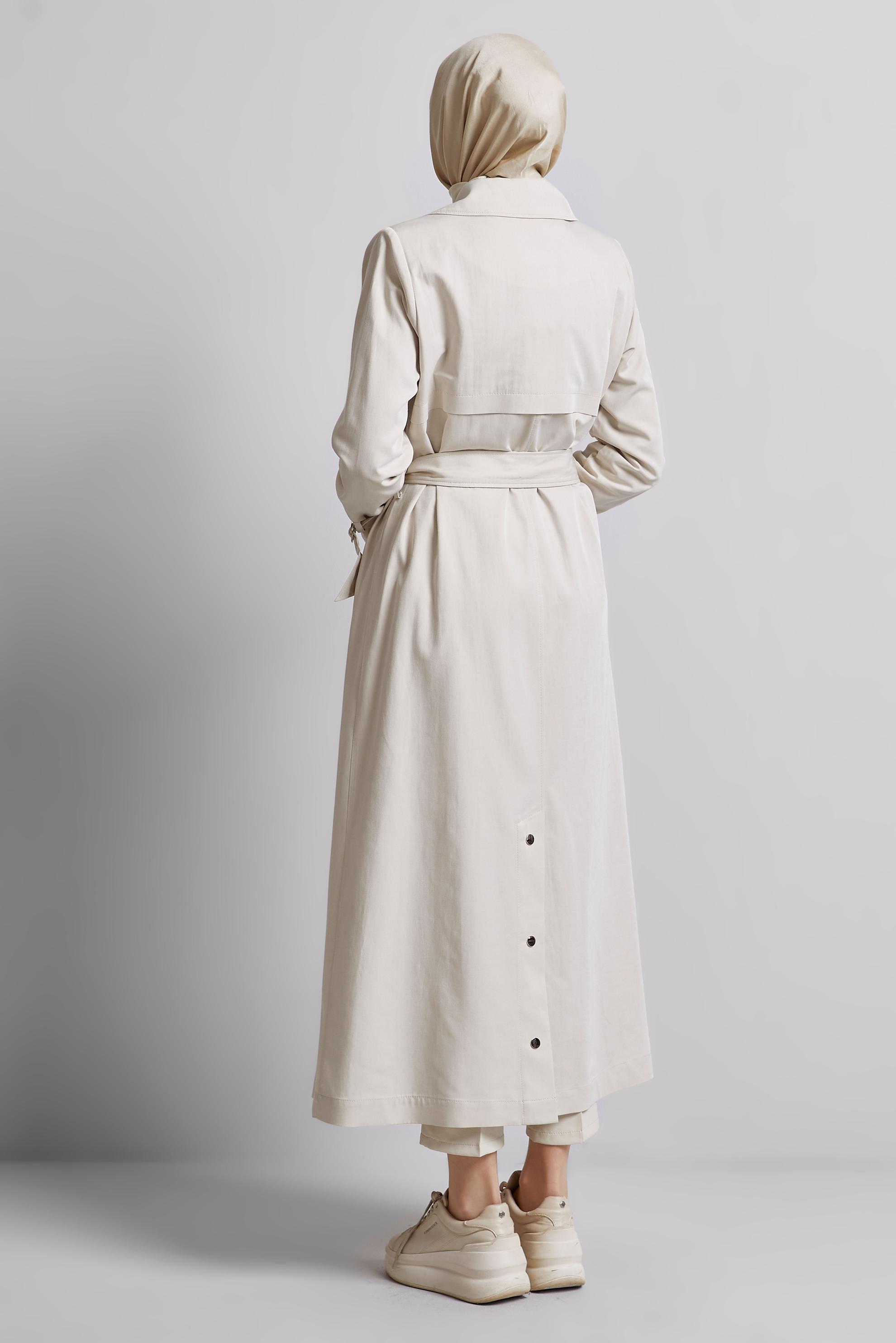 Tesettür giyim BEJ KUŞAKLI TRENÇKOT 10960