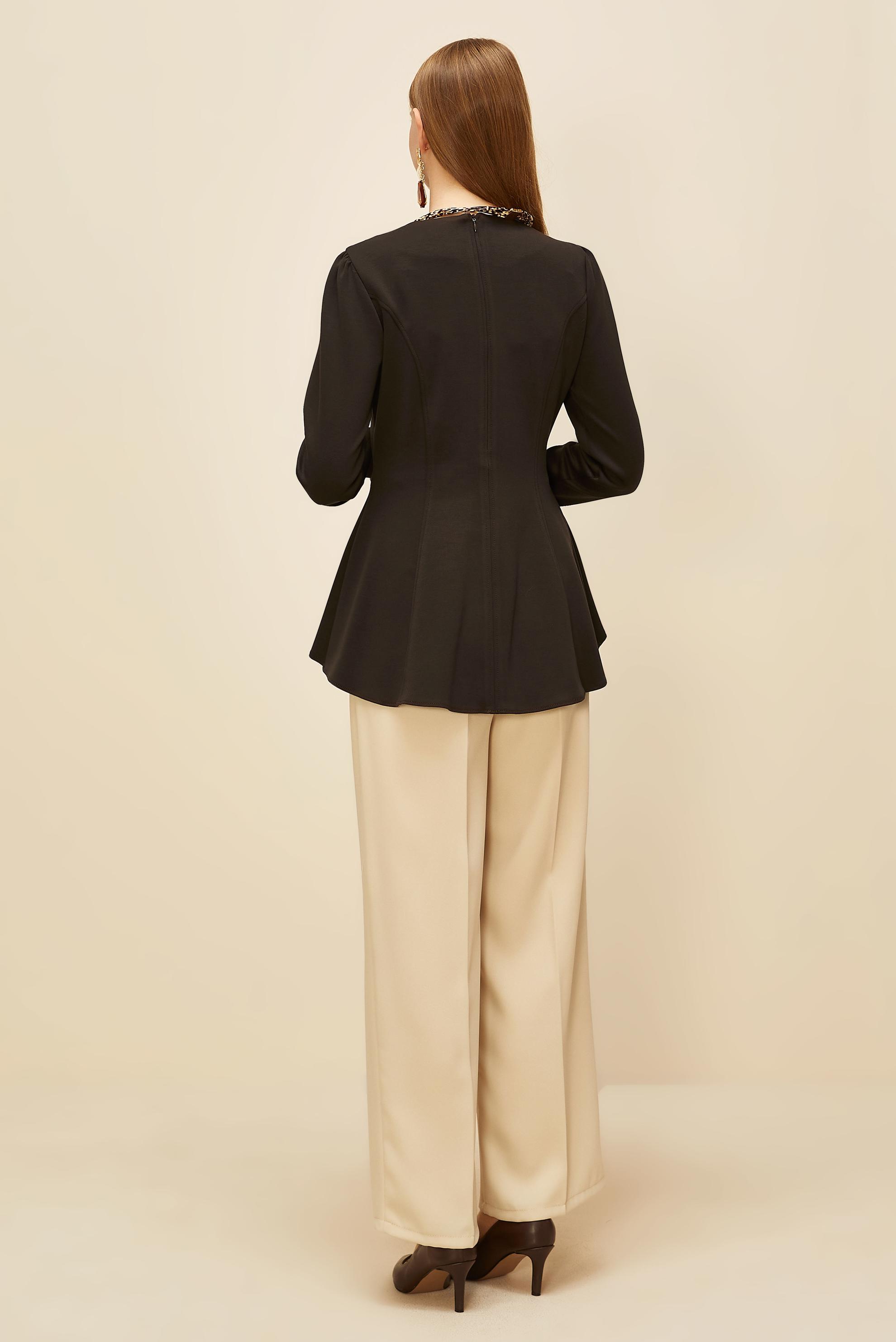 Vêtements hijab BRUN CHEMISIER DÉTAILLÉ VOLANT 46049