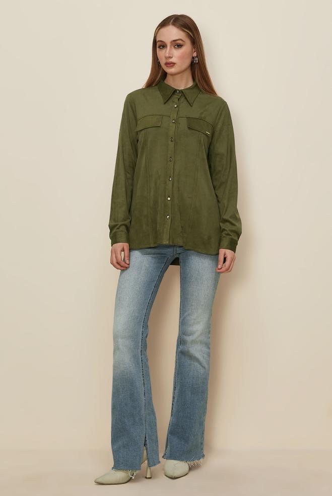 Tesettür giyim HAKİ DÜĞMELİ SÜET BLUZ 46133 - ALVİNA