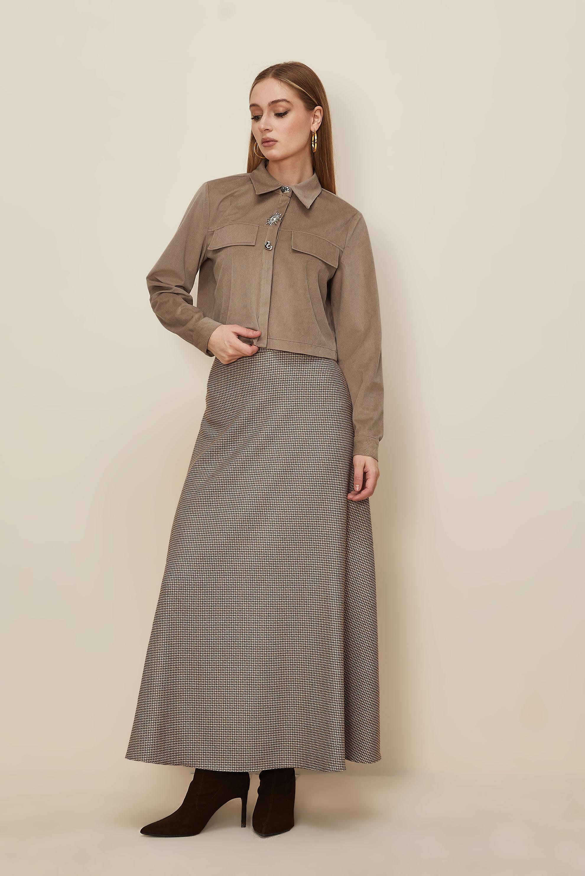 Hijab clothing BEIGE BUTTON DETAILED SUEDE BLOUSE 46238