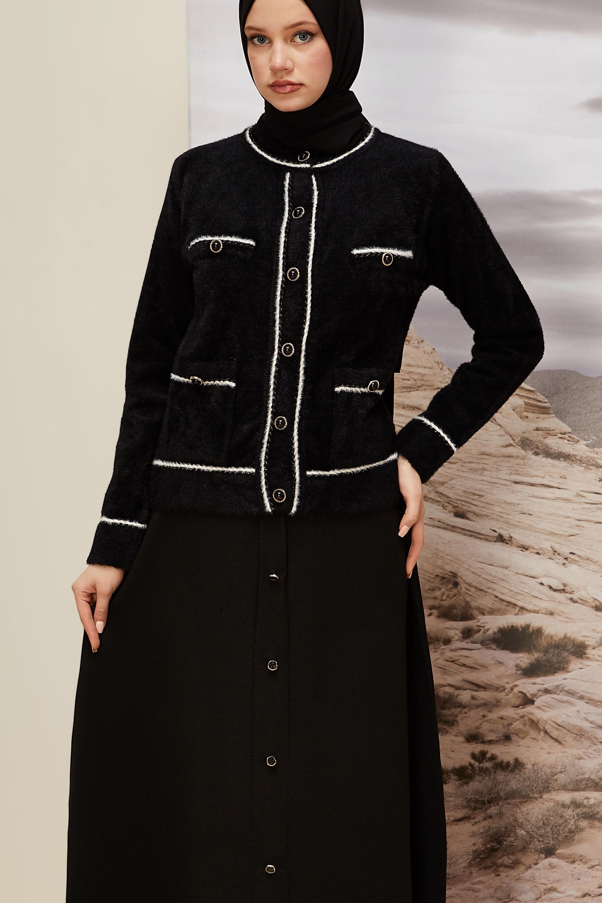 Tesettür giyim SİYAH DÜĞME DETAYLI TRİKO CEKET 45932