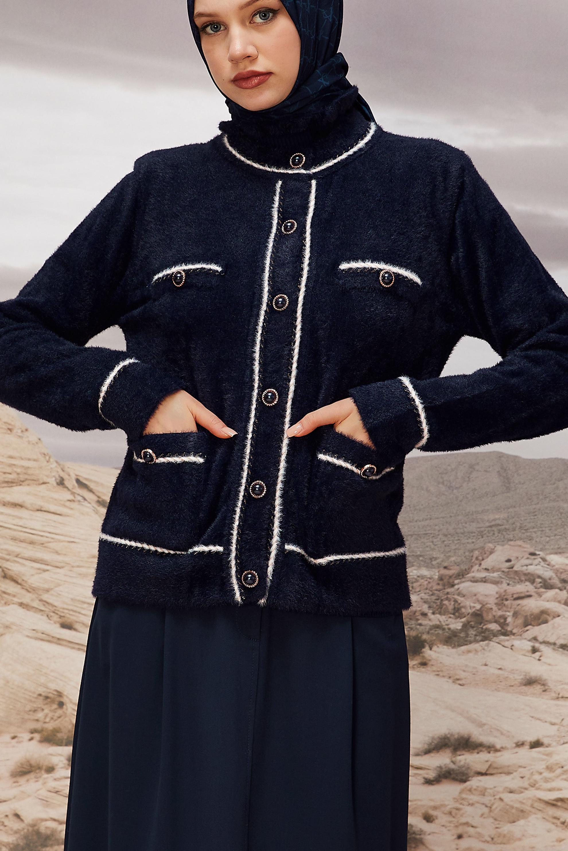 Tesettür giyim LACİVERT DÜĞME DETAYLI TRİKO CEKET 45932