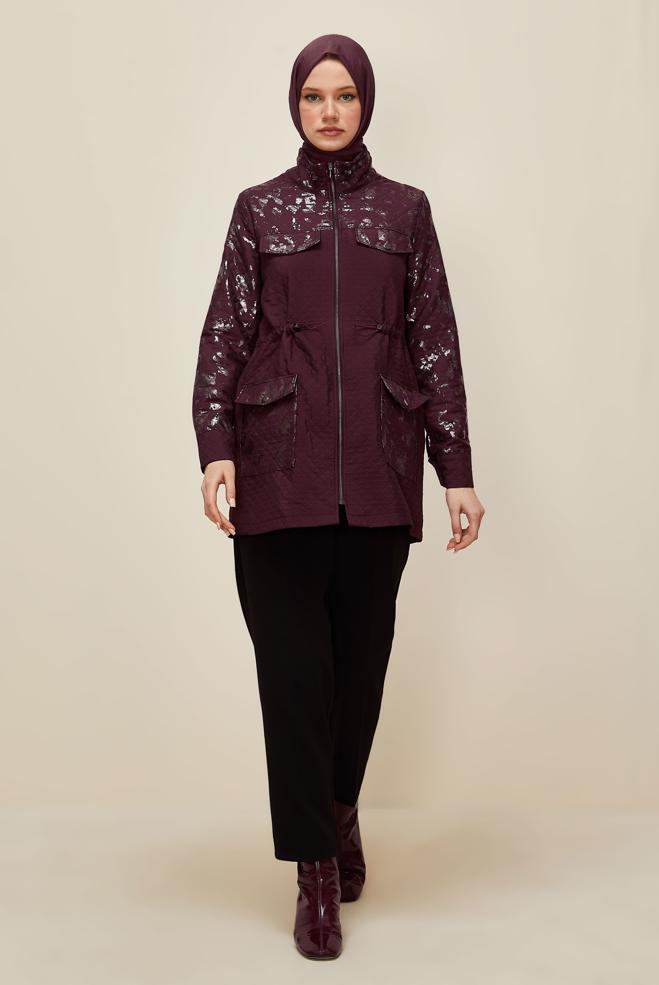 Tesettür giyim BORDO VARAK BASKILI KAPİTONE CEKET 46009 - ALVİNA