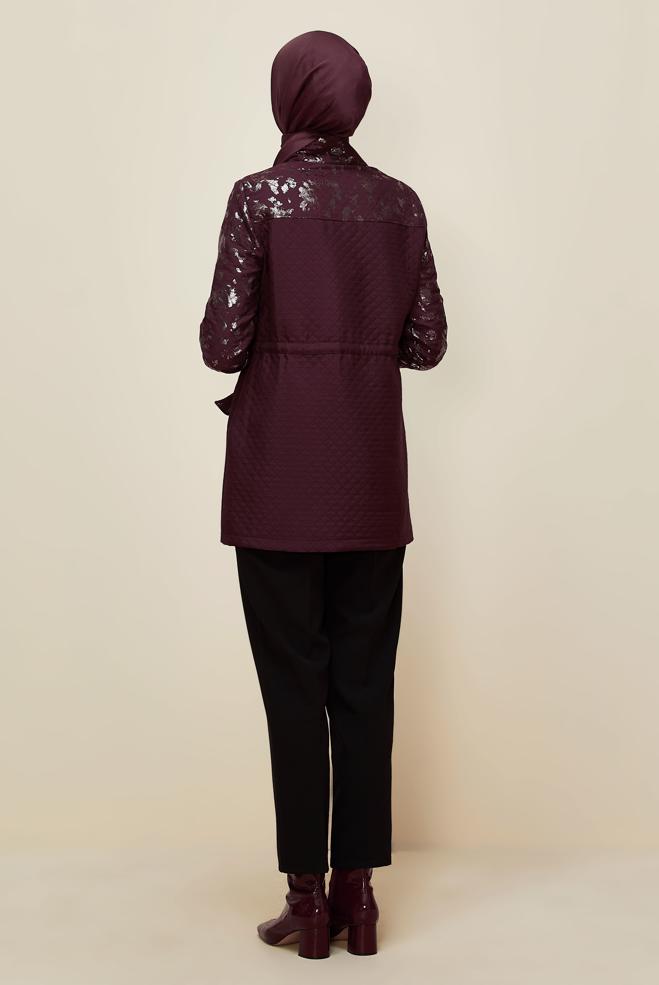 Tesettür giyim BORDO VARAK BASKILI KAPİTONE CEKET 46009 - ALVİNA