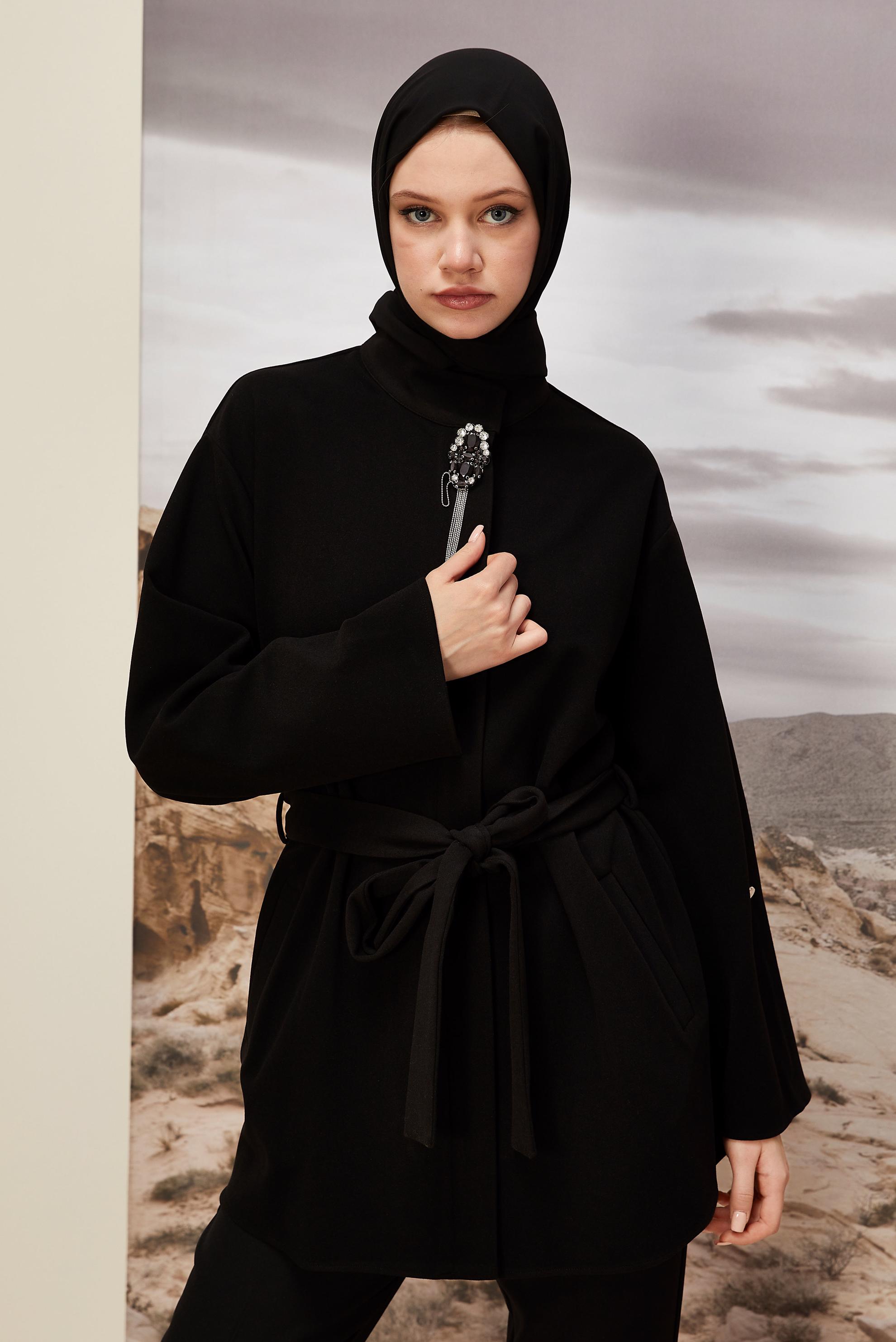 Hijab clothing BLACK BELTED JACKET 46067