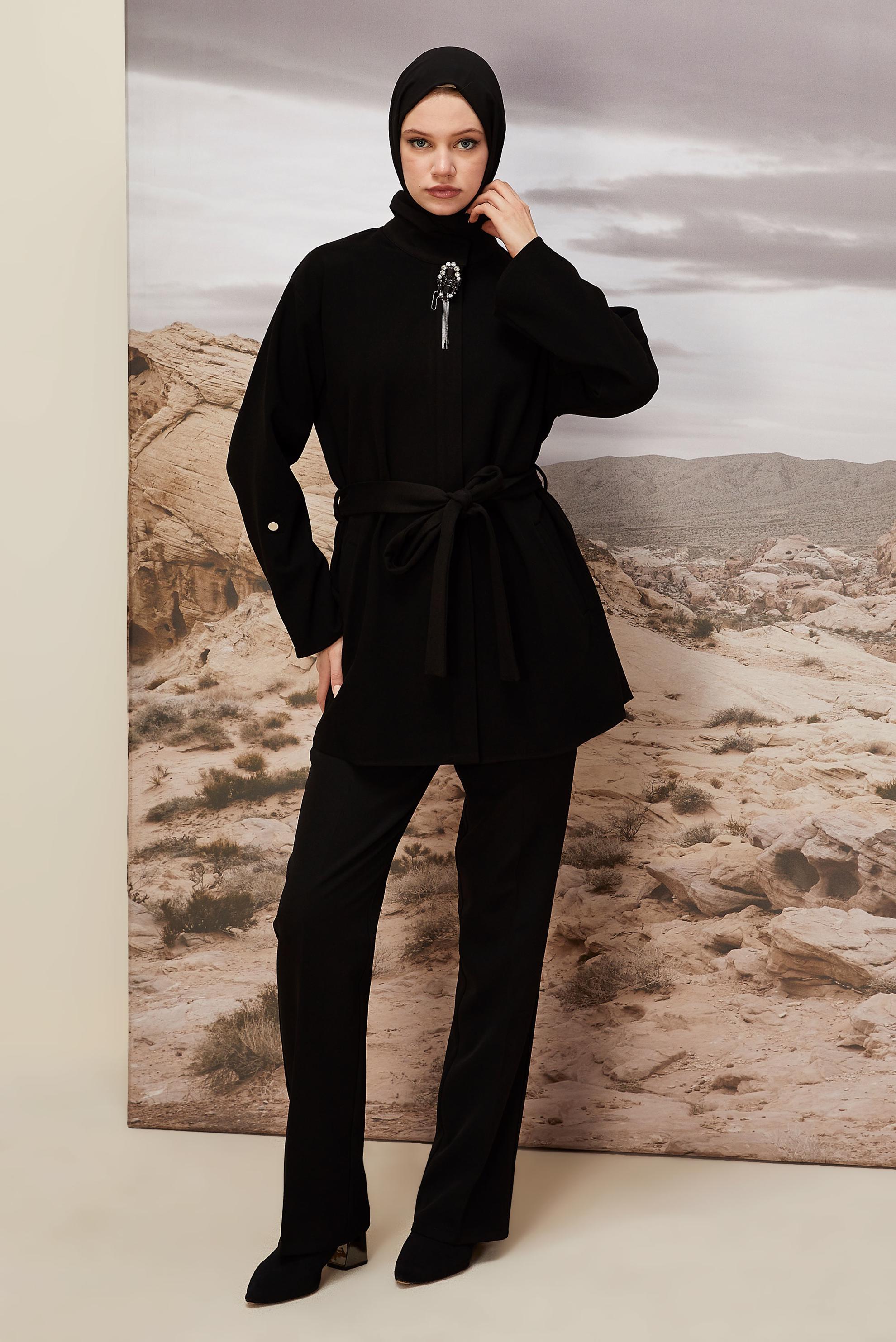 Hijab clothing BLACK BELTED JACKET 46067