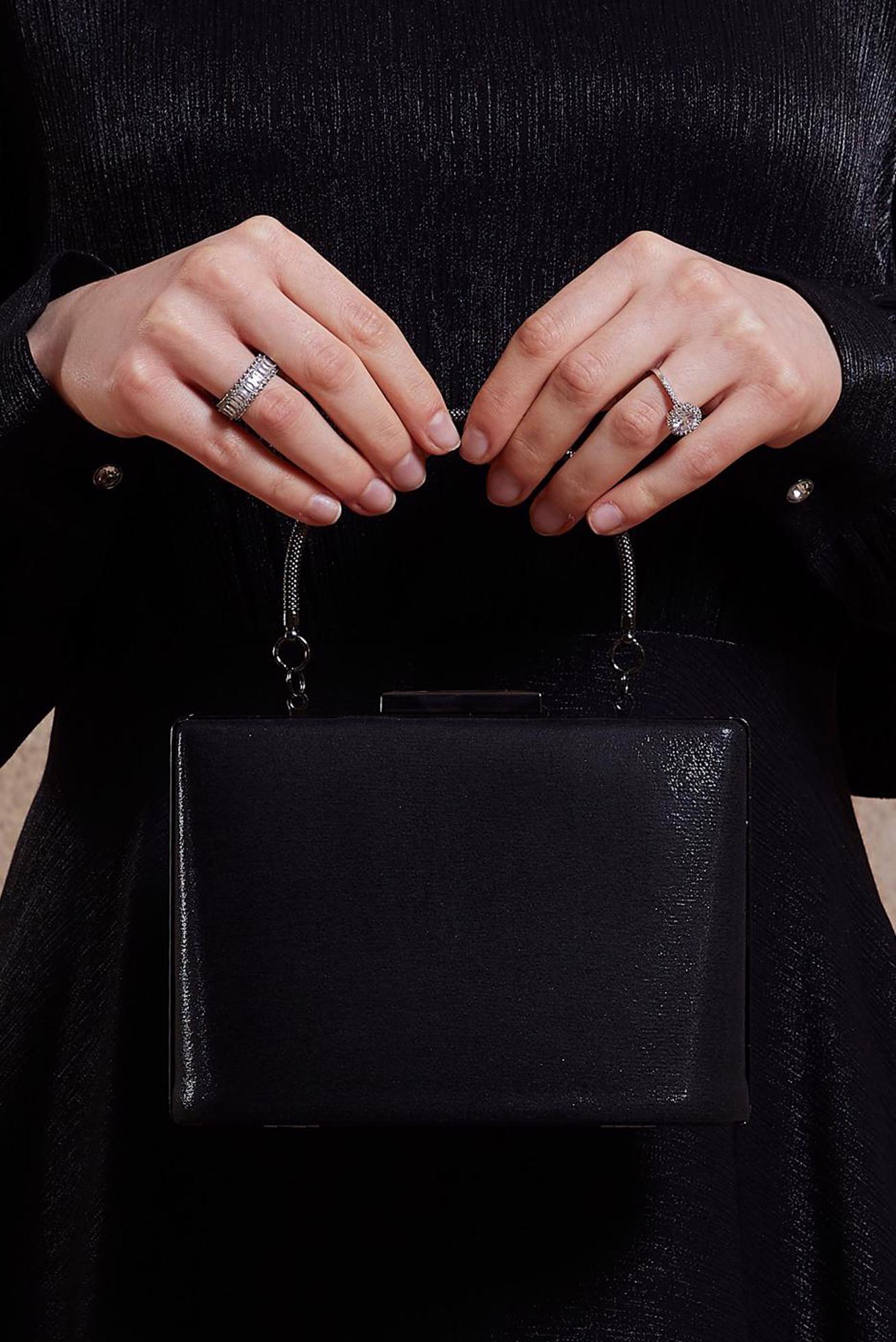 Tesettür giyim SİYAH ALVİNA TAŞLI ÇANTA 0380