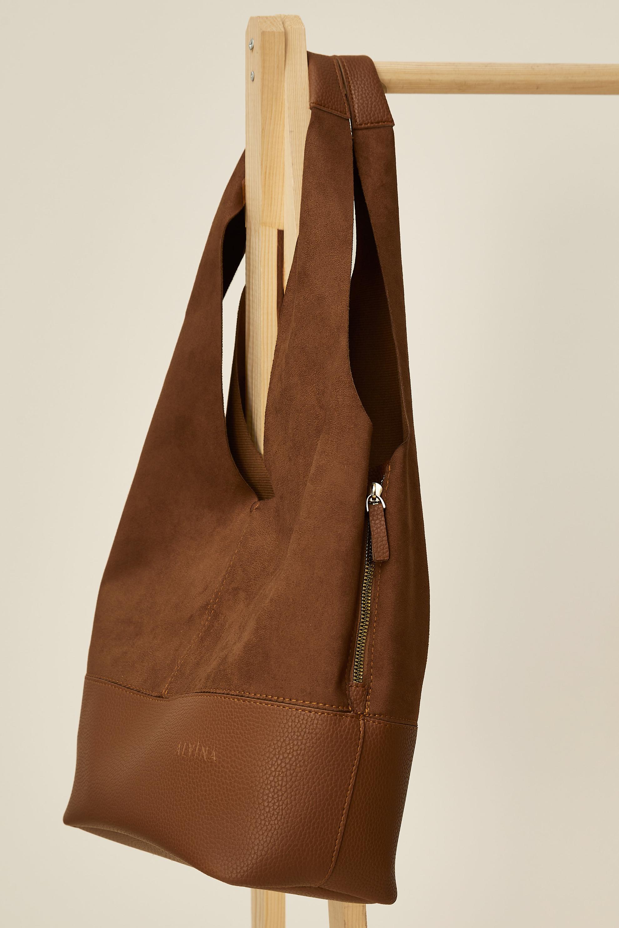 Tesettür giyim TABA ALVİNA SÜET DETAYLI KOL ÇANTASI 1972