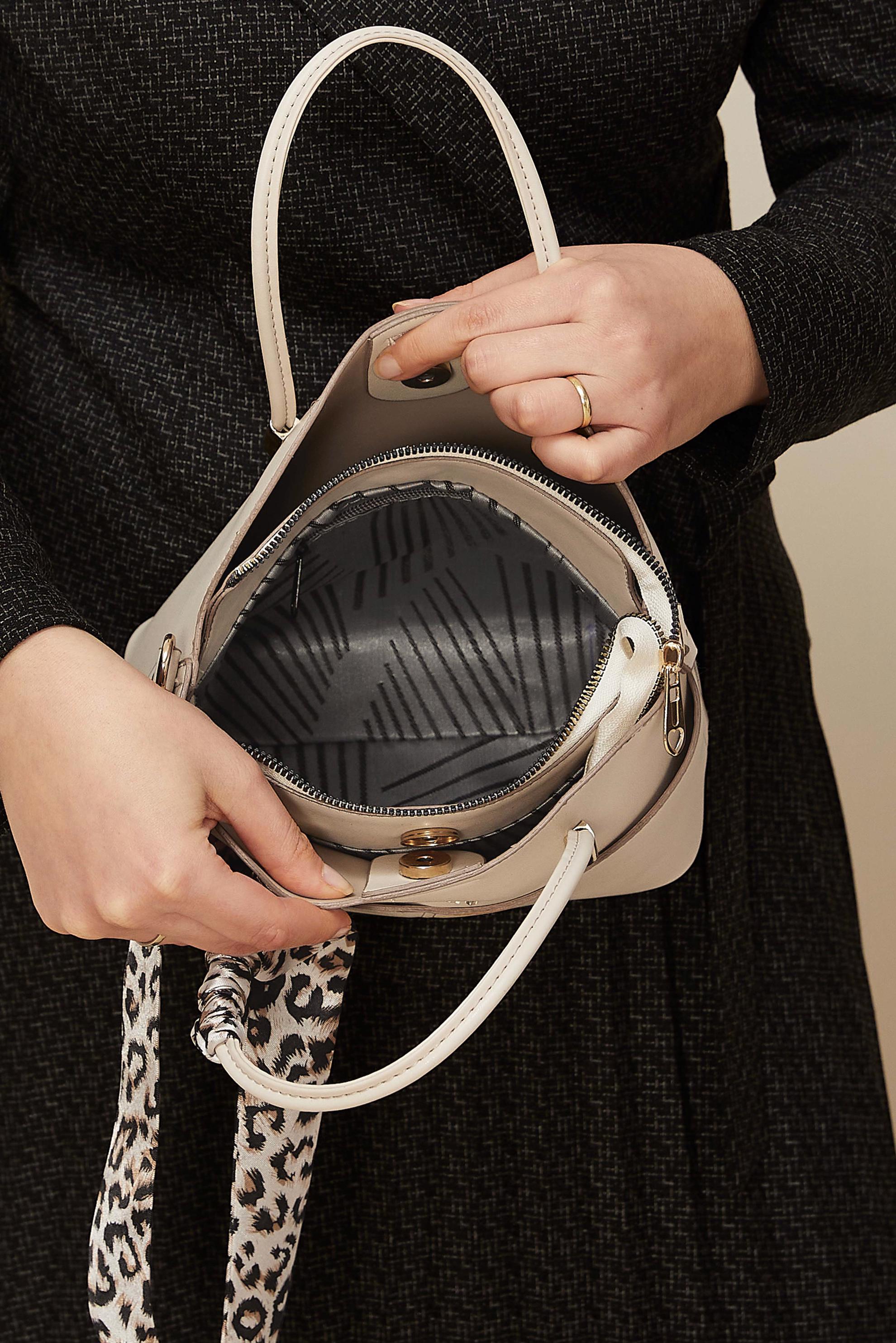 Vêtements hijab BLANC ALVINA SAC À MAIN AVEC FOULARD 2147