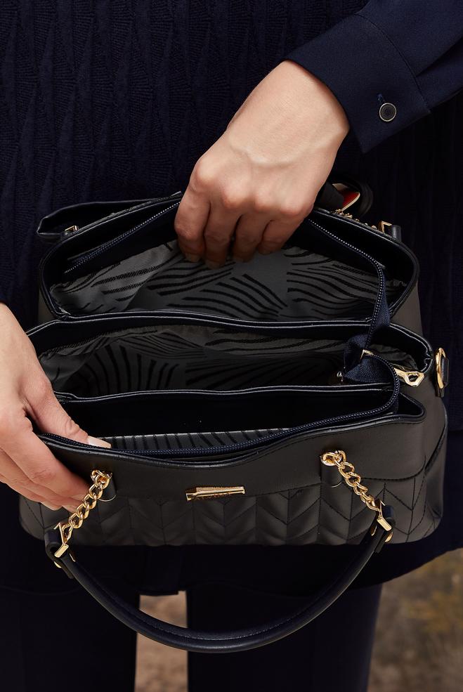 Tesettür giyim LACİVERT ALVİNA ZİNCİR ASKILI ÇANTA 2200 - ALVİNA