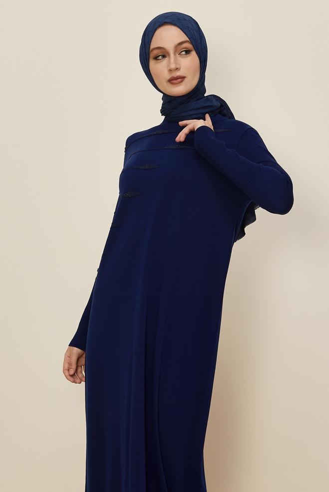 Tesettür giyim LACİVERT PUL İŞLEMELİ TRİKO ELBİSE 45822 - ALVİNA