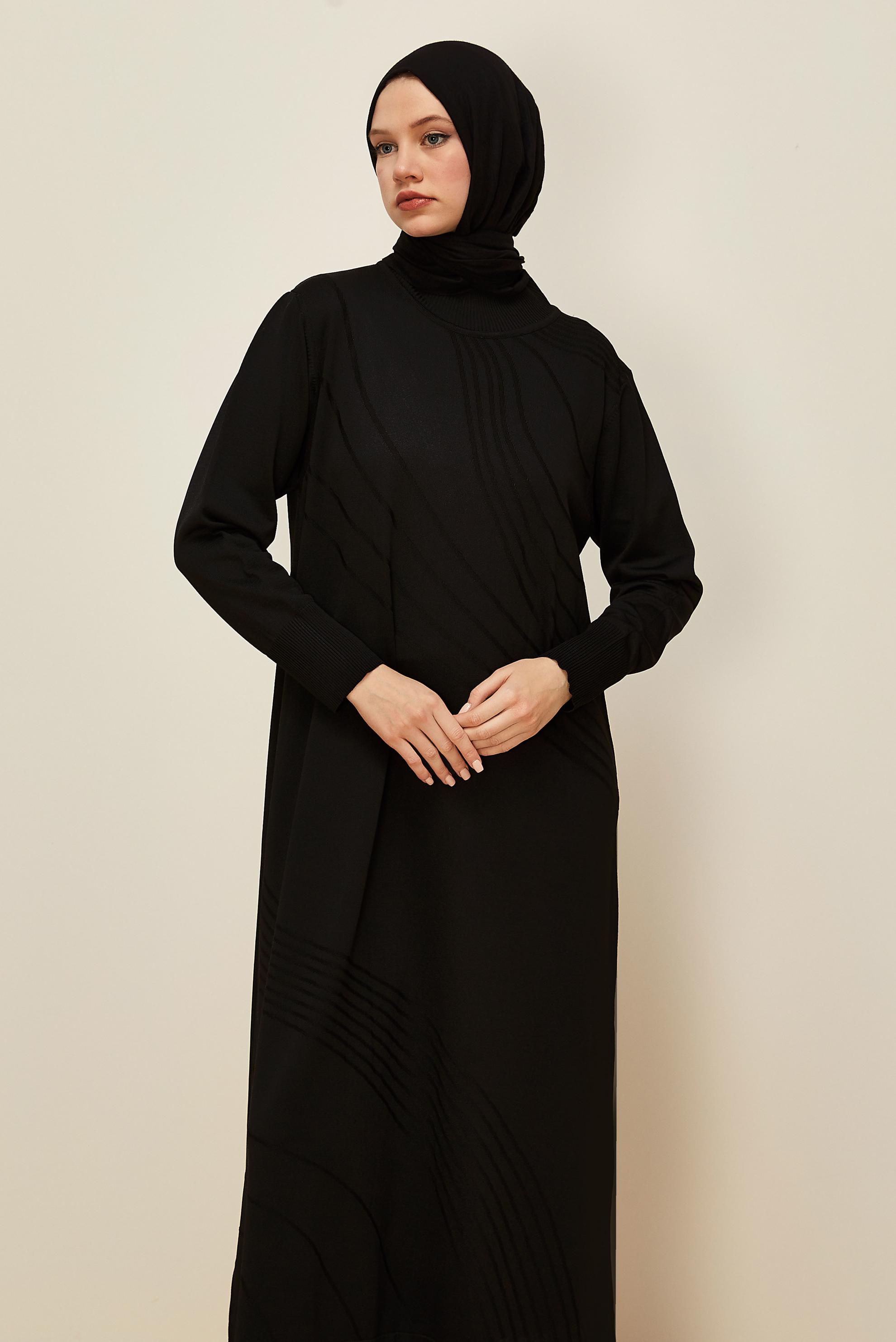 Tesettür giyim SİYAH TRİKO ELBİSE 45888