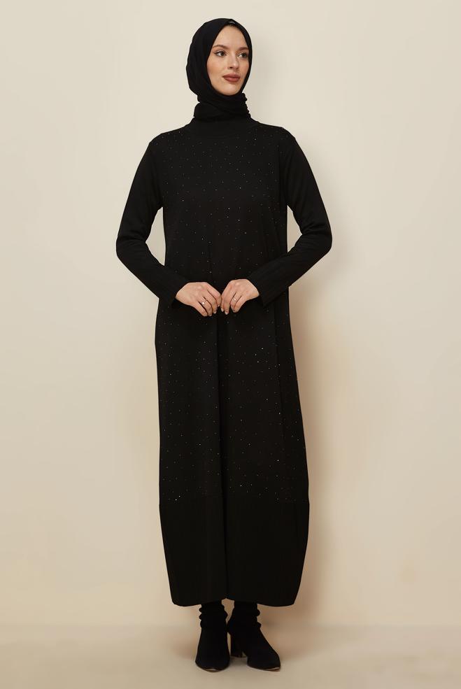 Tesettür giyim SİYAH TAŞ BASKILI TRİKO ELBİSE 45889 - ALVİNA