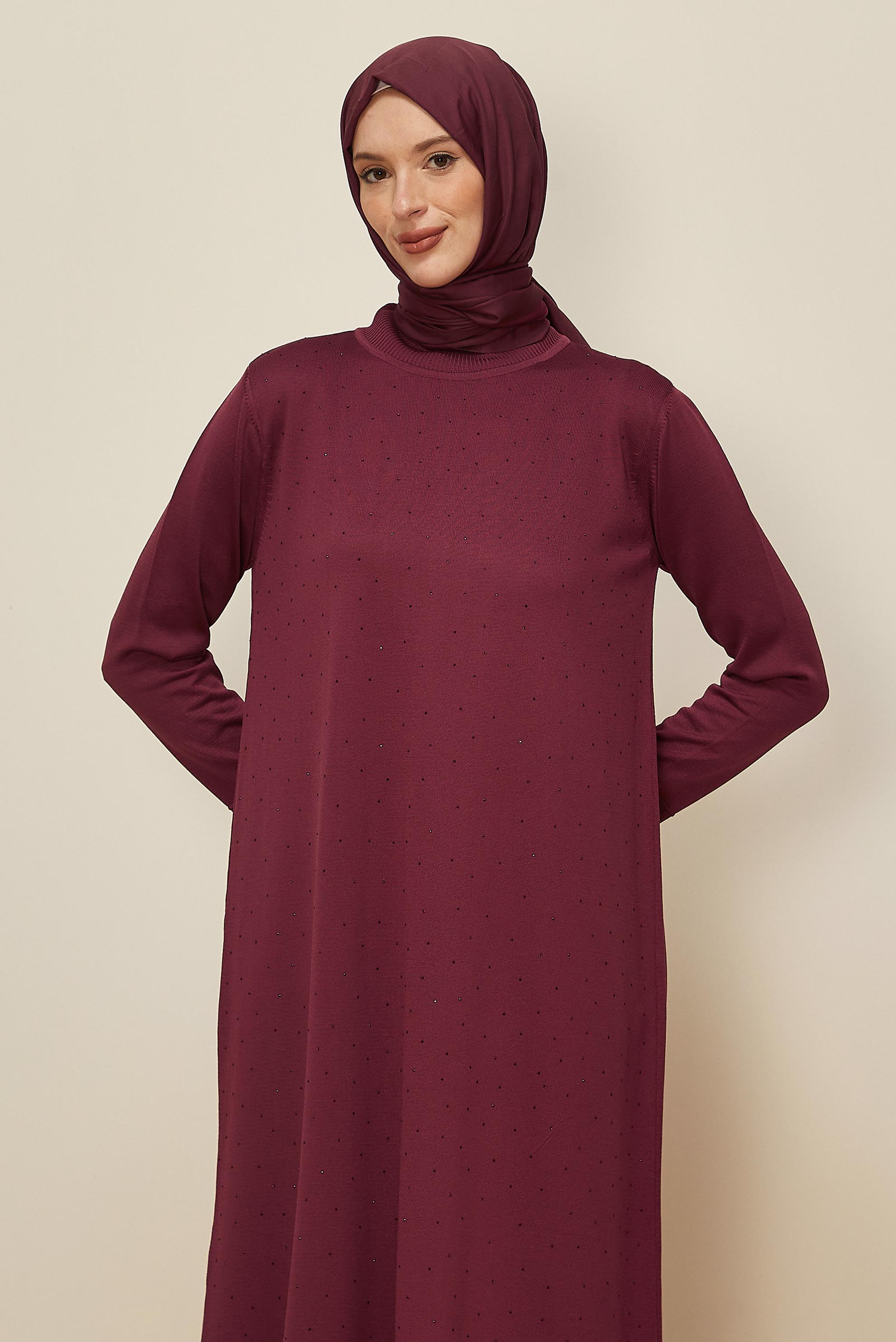 Tesettür giyim BORDO TAŞ BASKILI TRİKO ELBİSE 45889