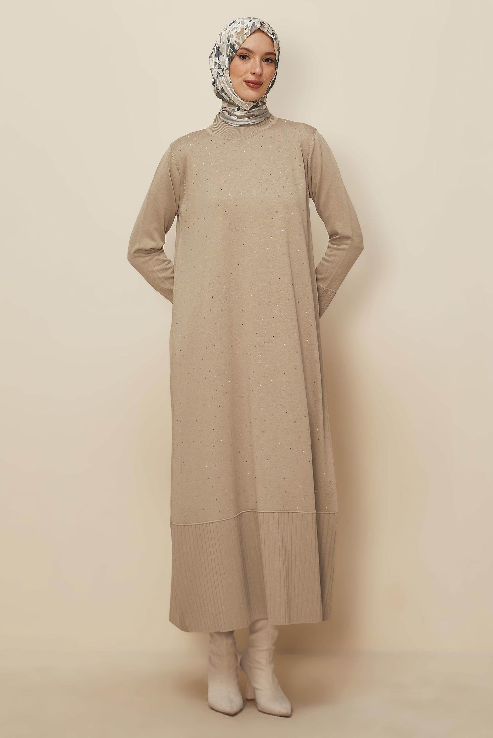 Tesettür giyim BEJ TAŞ BASKILI TRİKO ELBİSE 45889
