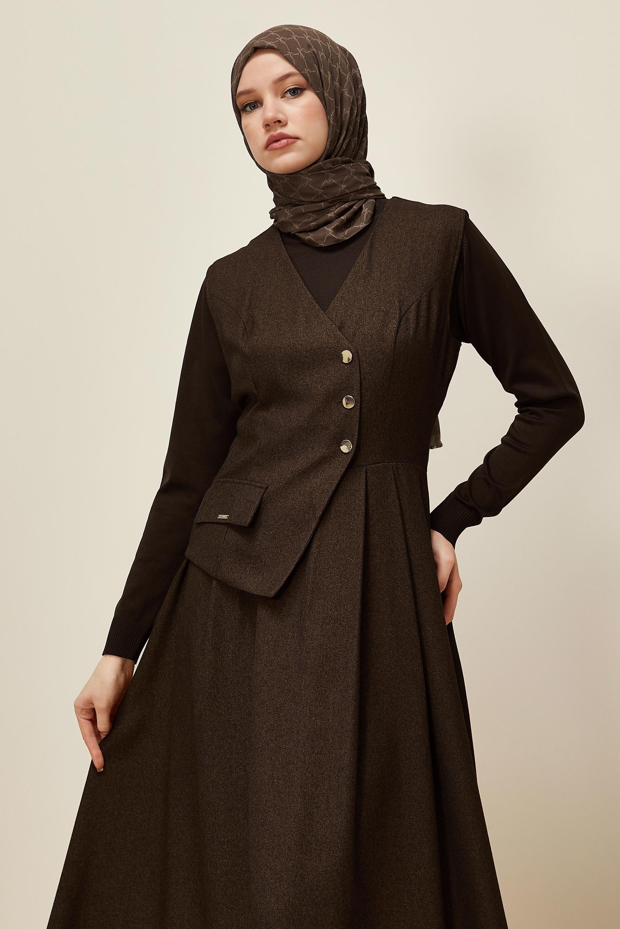 Hijab clothing BROWN PINAFORE DRESS 45940