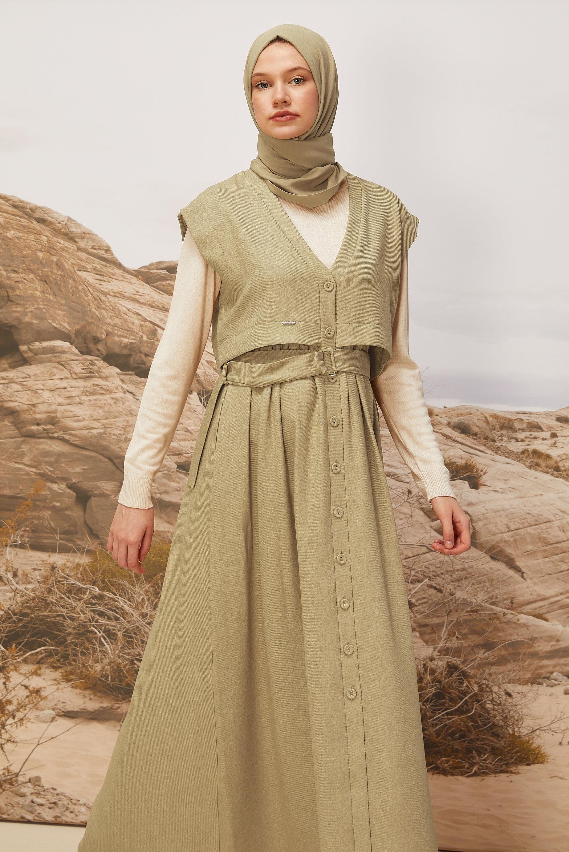 Tesettür giyim BEJ KEMERLİ JİLE ELBİSE 45944