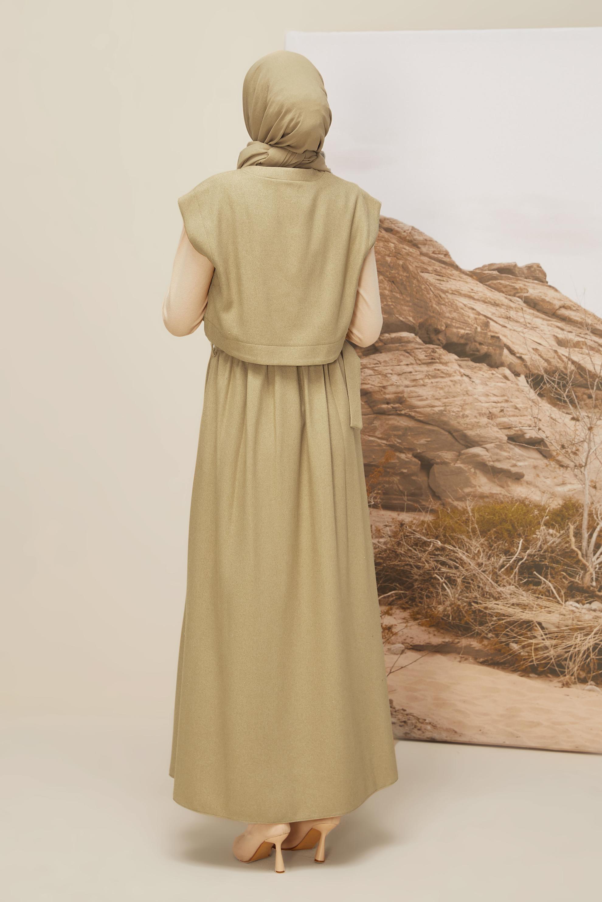 Tesettür giyim BEJ KEMERLİ JİLE ELBİSE 45944