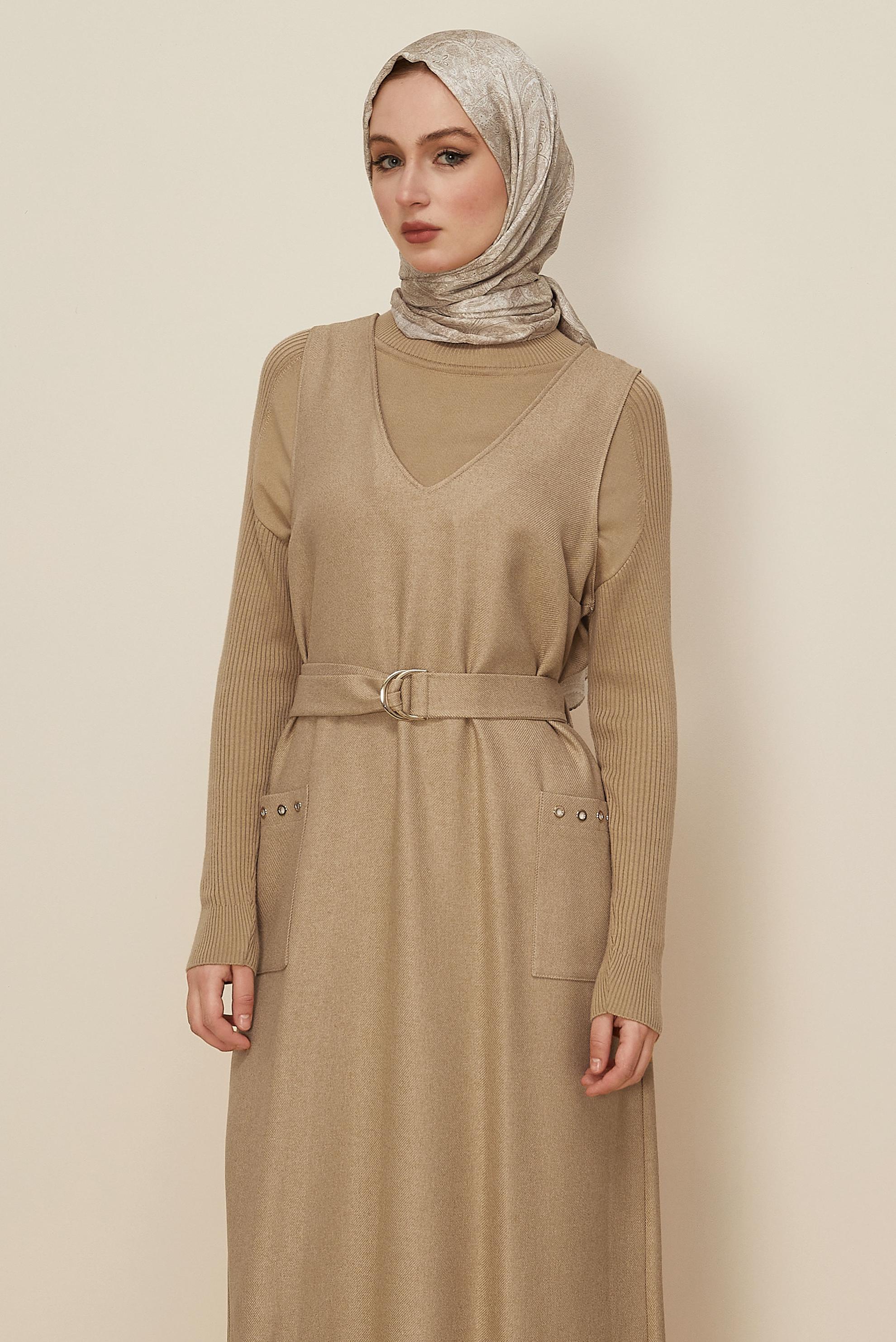 Tesettür giyim BEJ KEMERLİ JİLE ELBİSE 45950