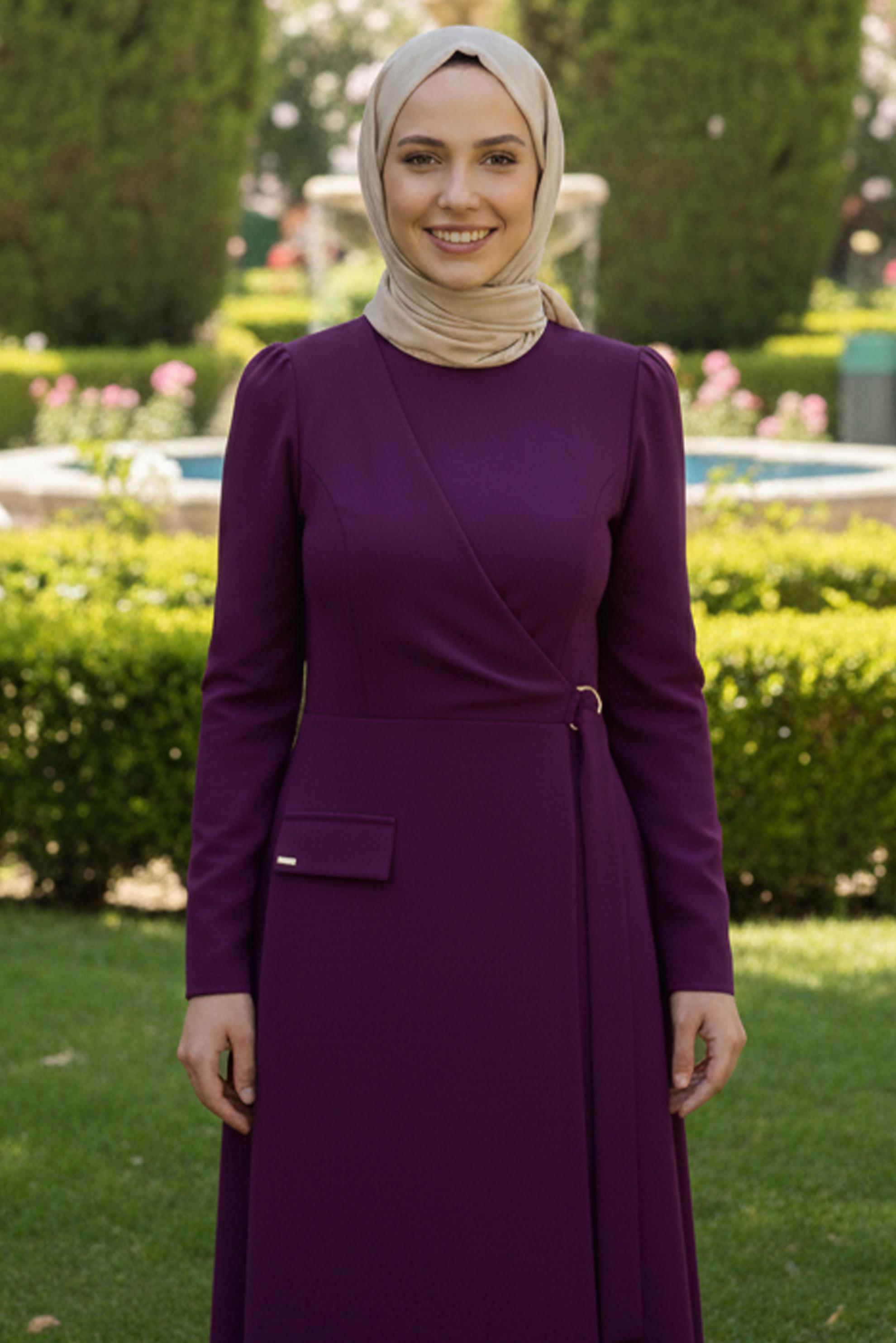 Tesettür giyim MOR BİSİKLET YAKA KEMERLİ ELBİSE 46016
