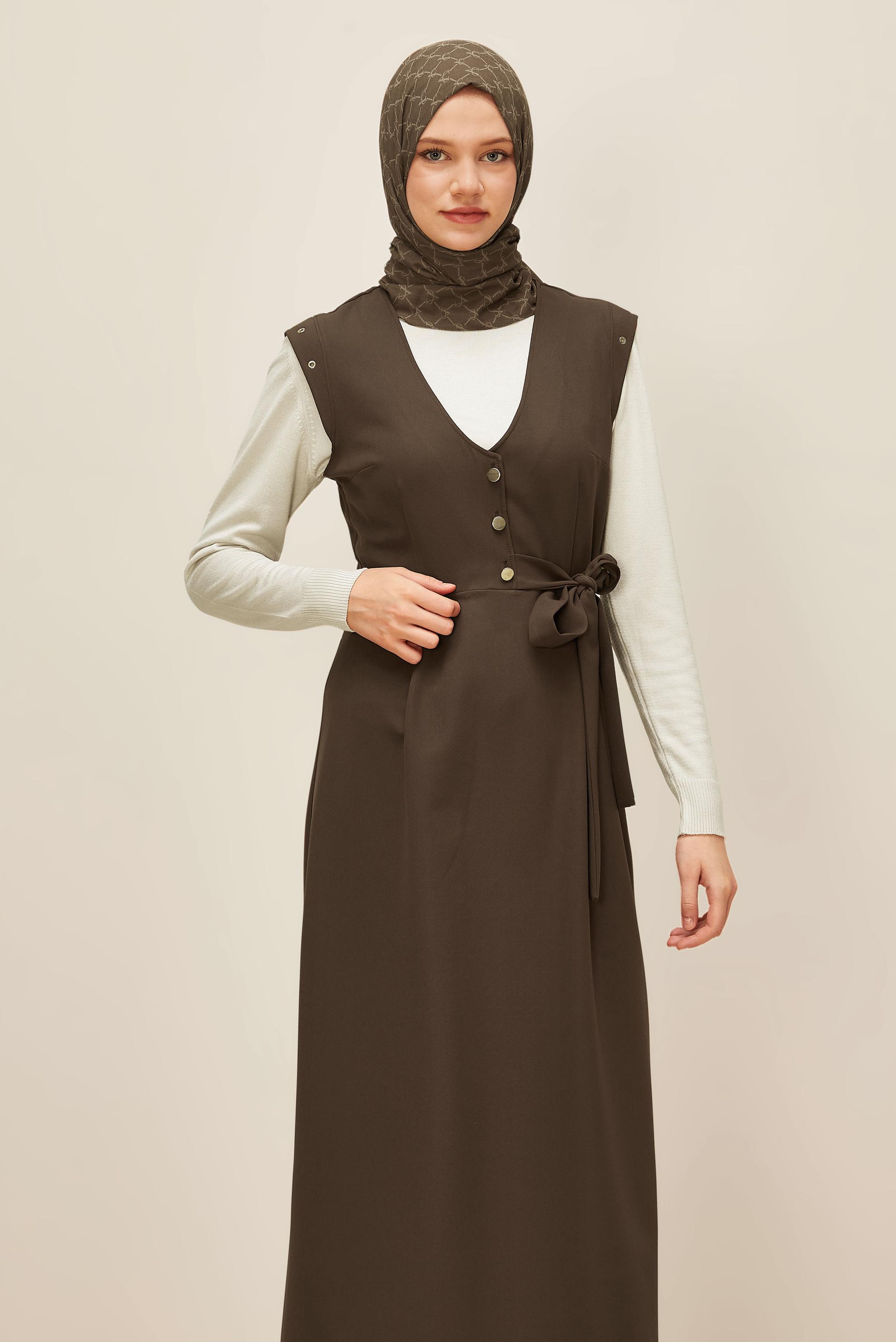 Tesettür giyim KAHVE DÜĞMELİ JİLE ELBİSE 46017