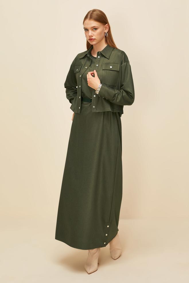 Tesettür giyim HAKİ CEKETLİ KEMERLİ ELBİSELİ TAKIM 46030 - ALVİNA