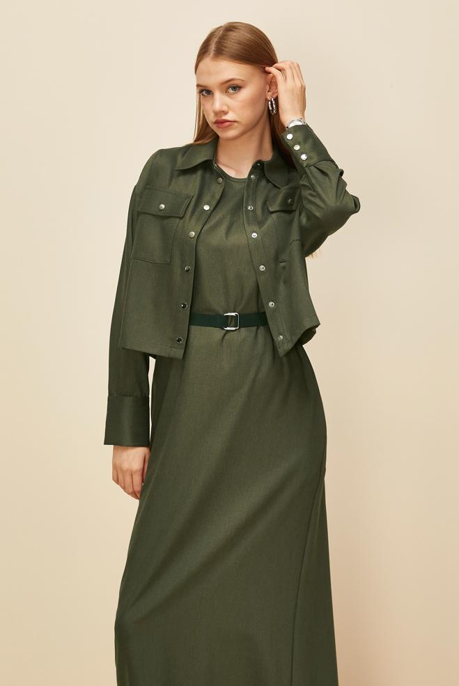 Tesettür giyim HAKİ CEKETLİ KEMERLİ ELBİSELİ TAKIM 46030 - ALVİNA