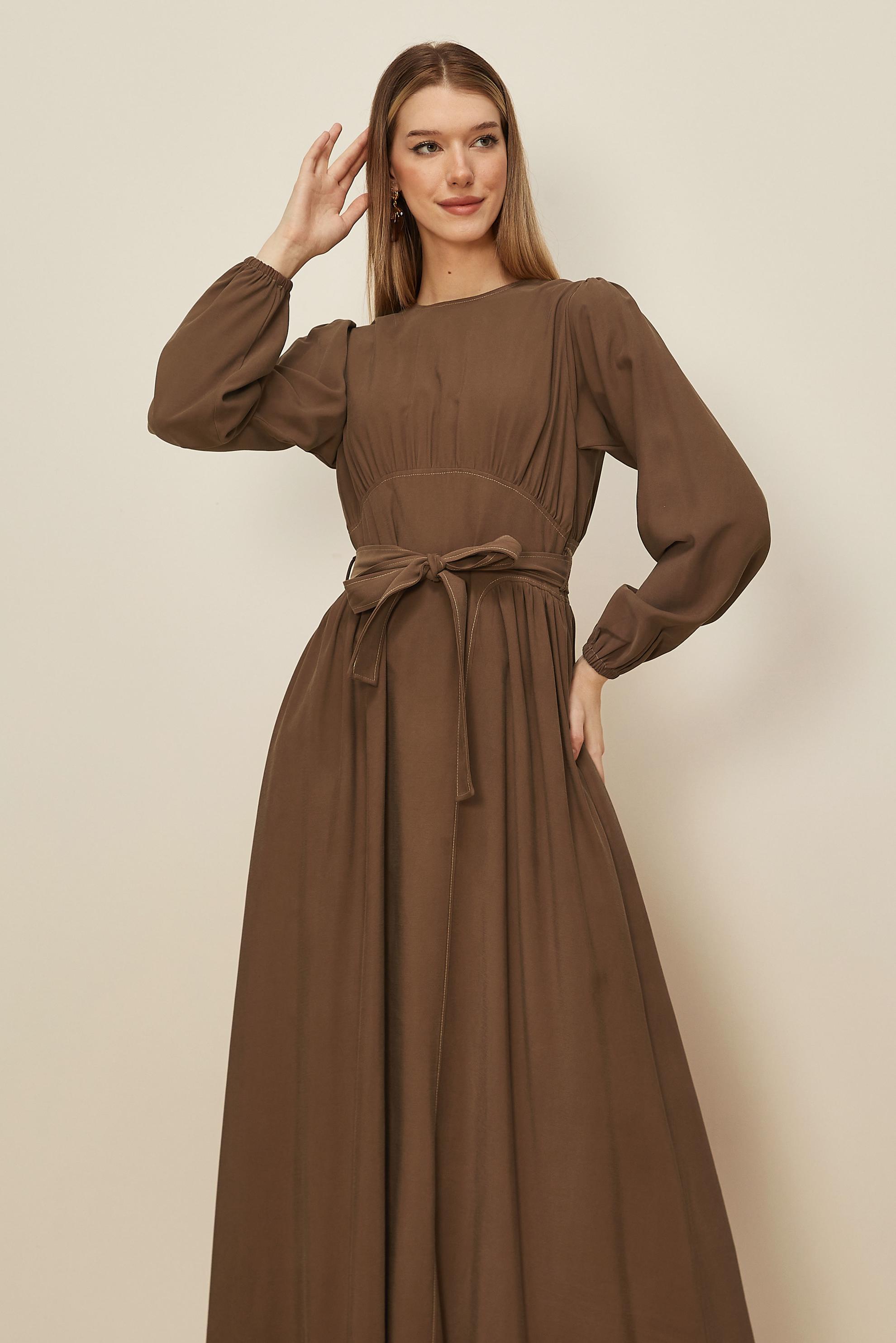 Tesettür giyim KAHVE KUŞAKLI ELBİSE 46047