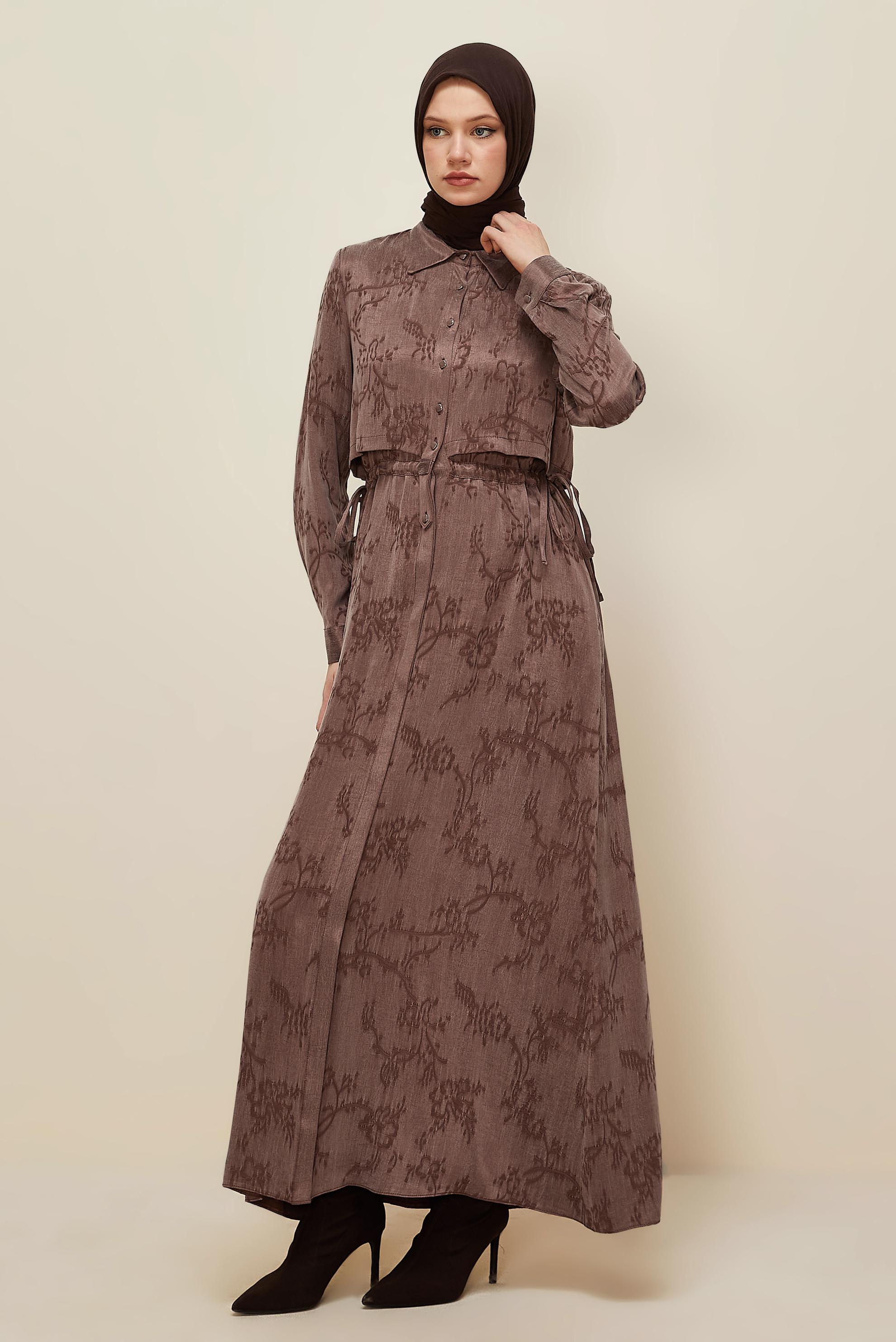 Tesettür giyim PEMBE BELDEN BAĞCIKLI ELBİSE 46121