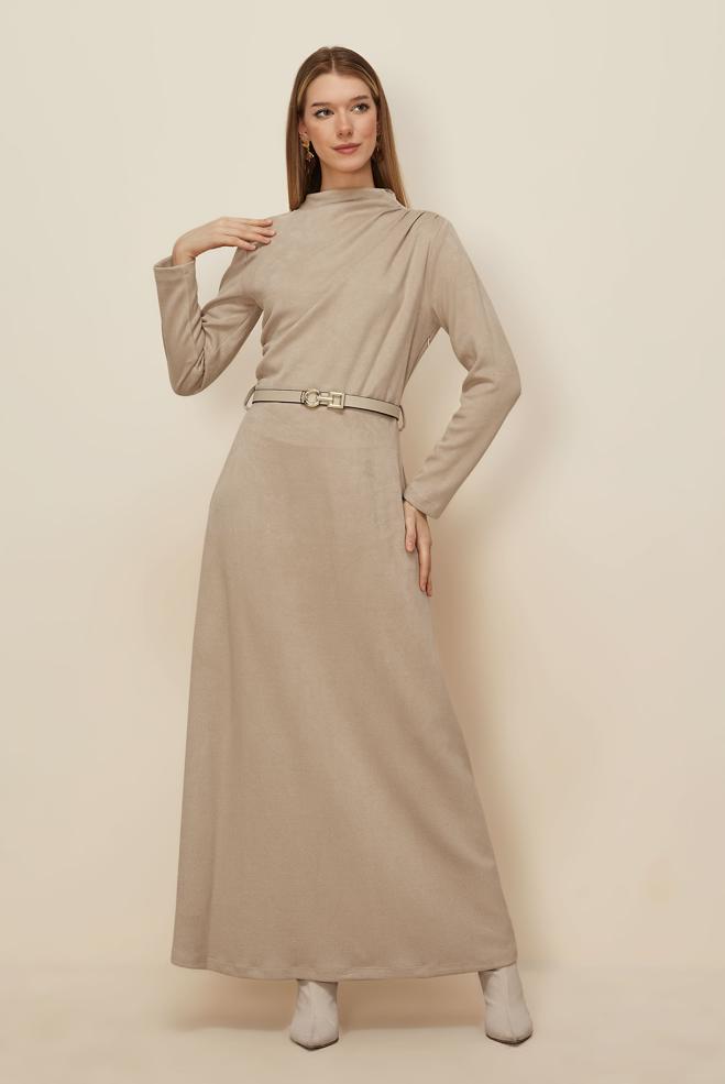 Tesettür giyim BEJ KEMERLİ SÜET ELBİSE 46204 - ALVİNA
