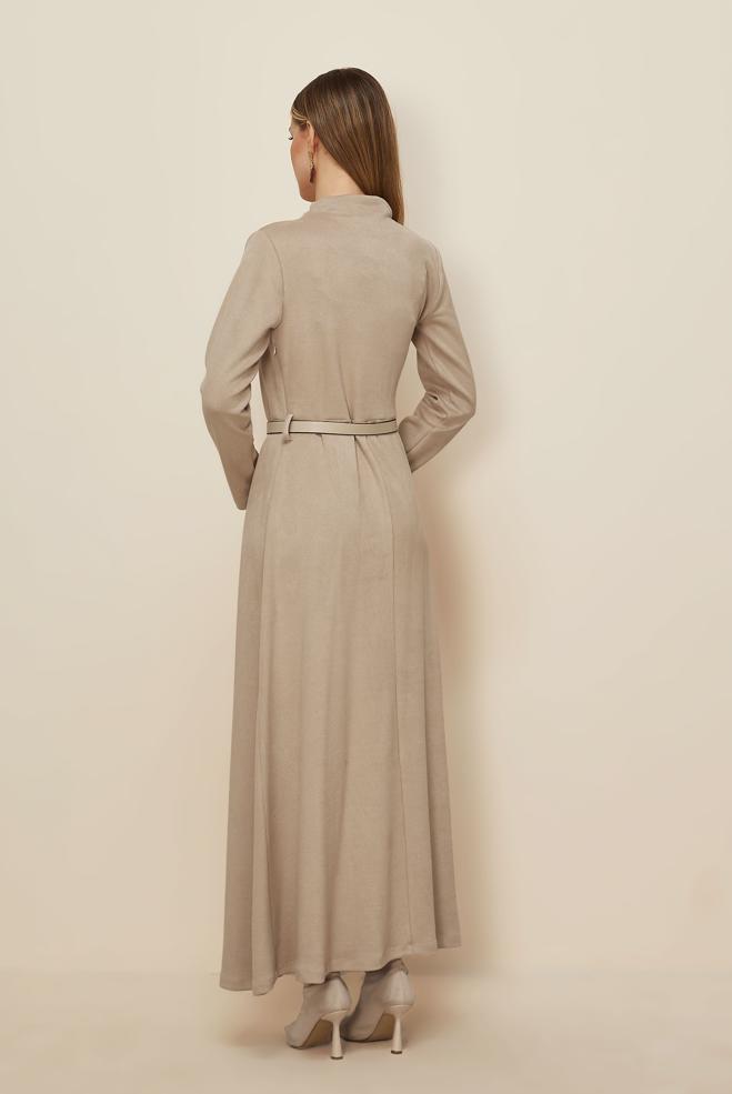 Tesettür giyim BEJ KEMERLİ SÜET ELBİSE 46204 - ALVİNA