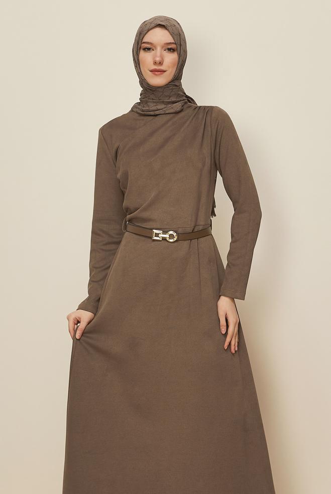 Tesettür giyim VİZON KEMERLİ SÜET ELBİSE 46204 - ALVİNA