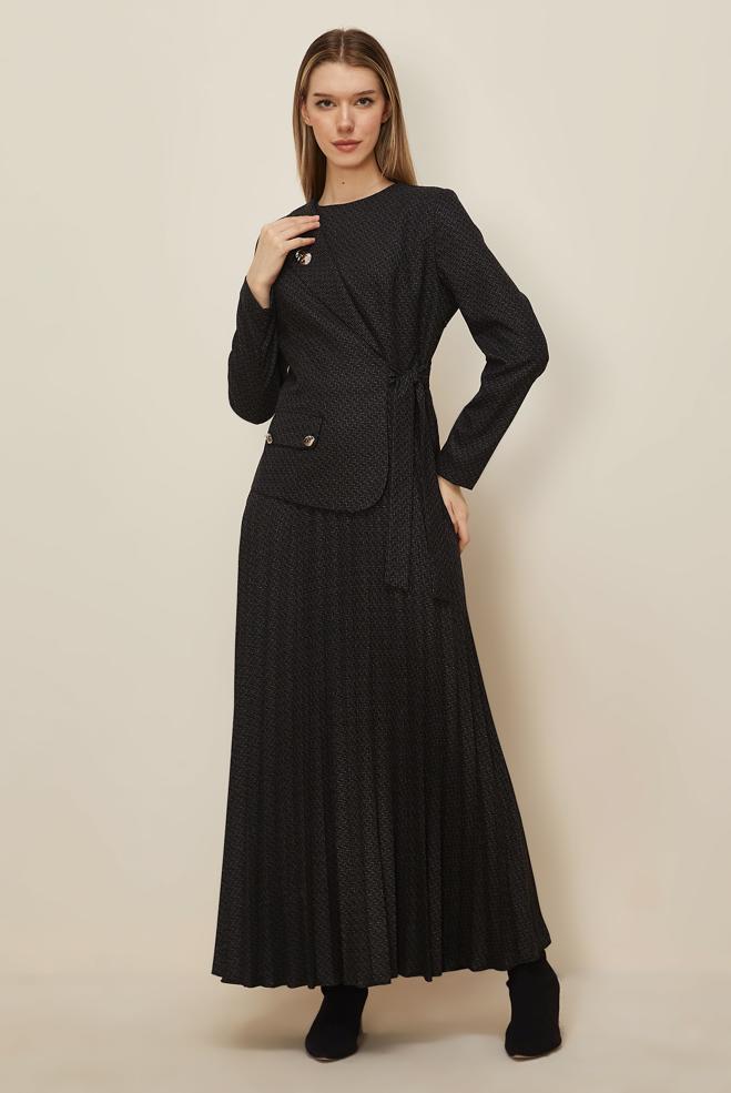 Tesettür giyim SİYAH BAĞLAMA DETAYLI ELBİSE 46225 - ALVİNA