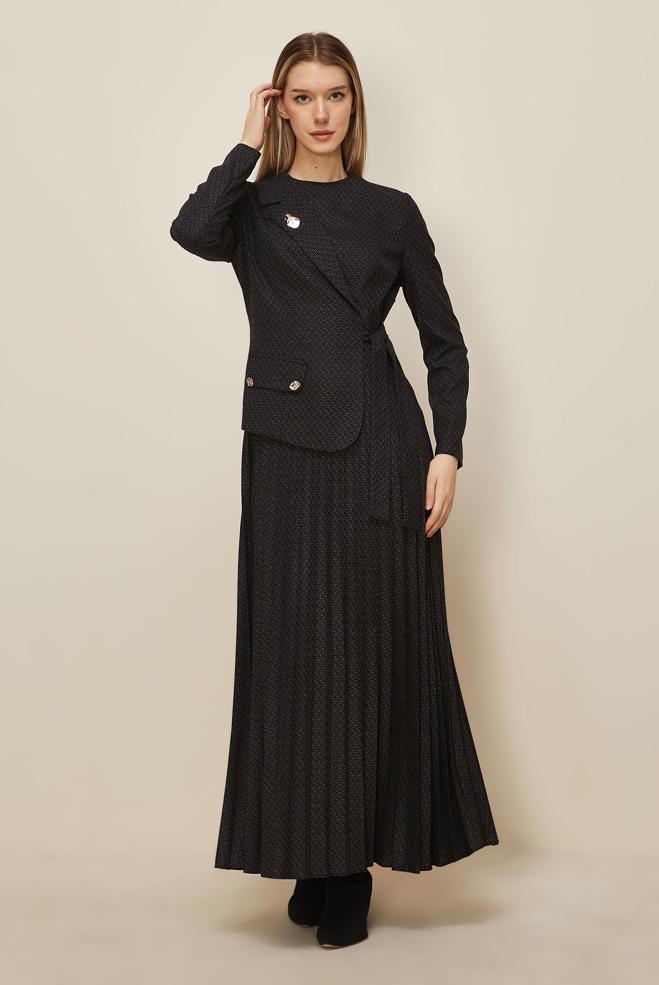 Tesettür giyim SİYAH BAĞLAMA DETAYLI ELBİSE 46225 - ALVİNA