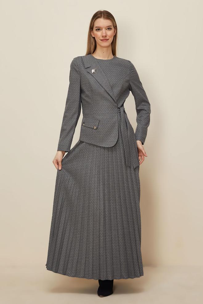 Tesettür giyim GRİ BAĞLAMA DETAYLI ELBİSE 46225 - ALVİNA