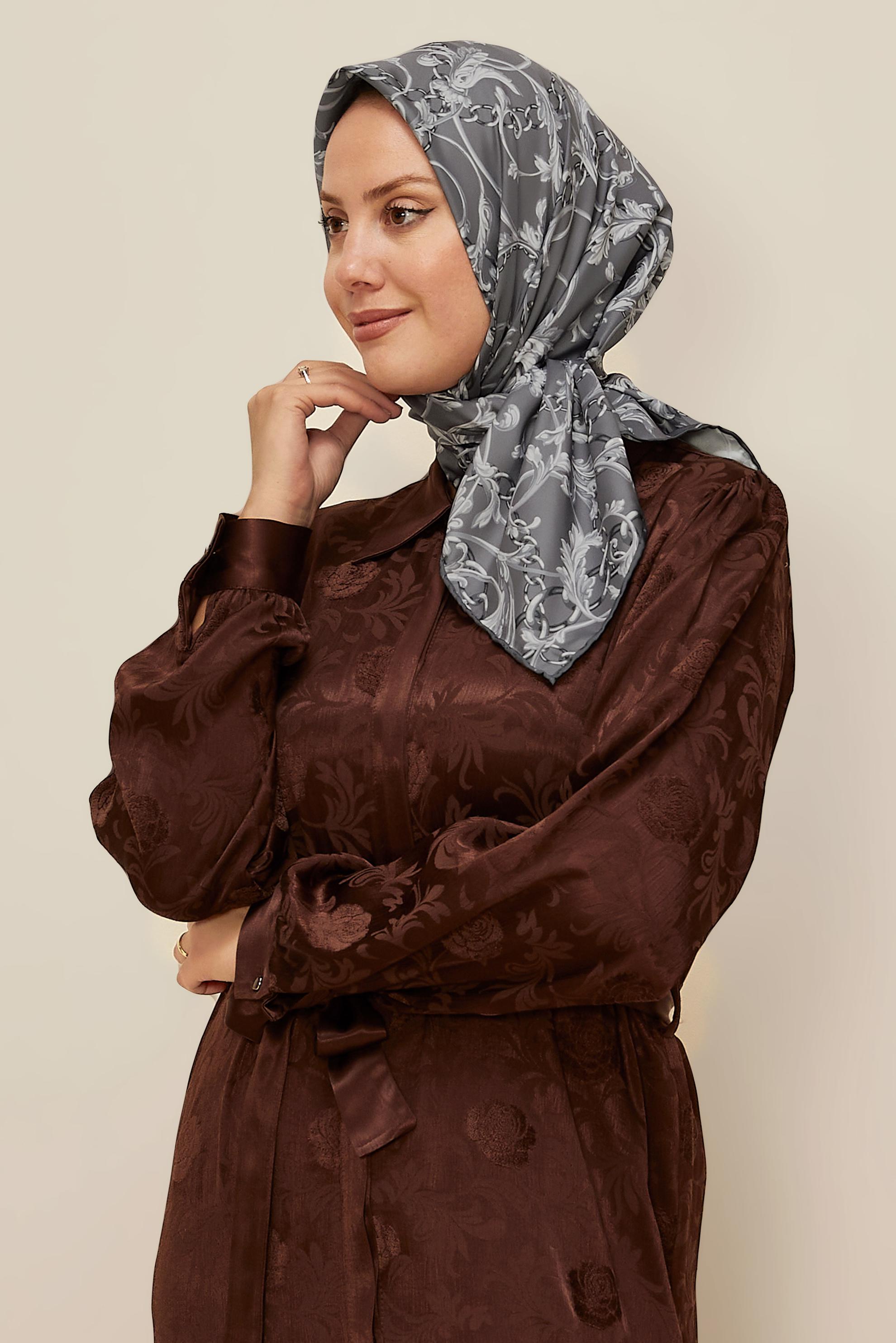Tesettür giyim GRİ ALVİNA DESENLİ EŞARP 10874